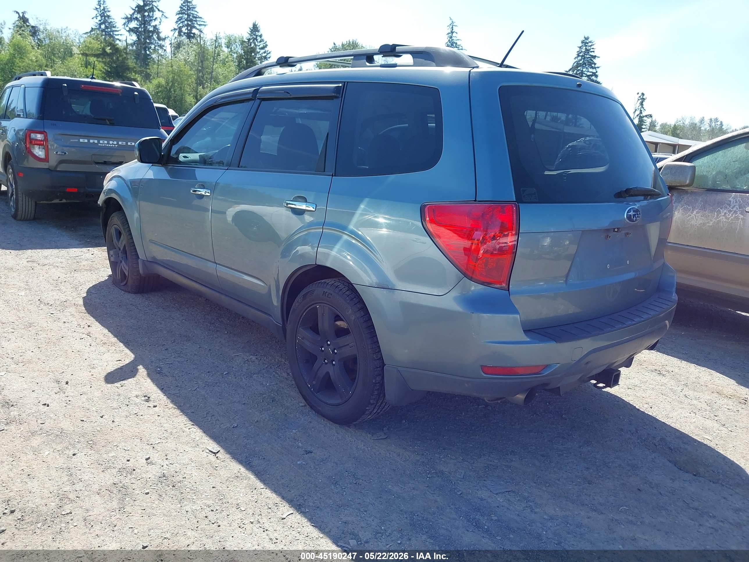 2010 Subaru Forester 2.5x Premium Бирюзовый vin: JF2SH6CC4AH750239
