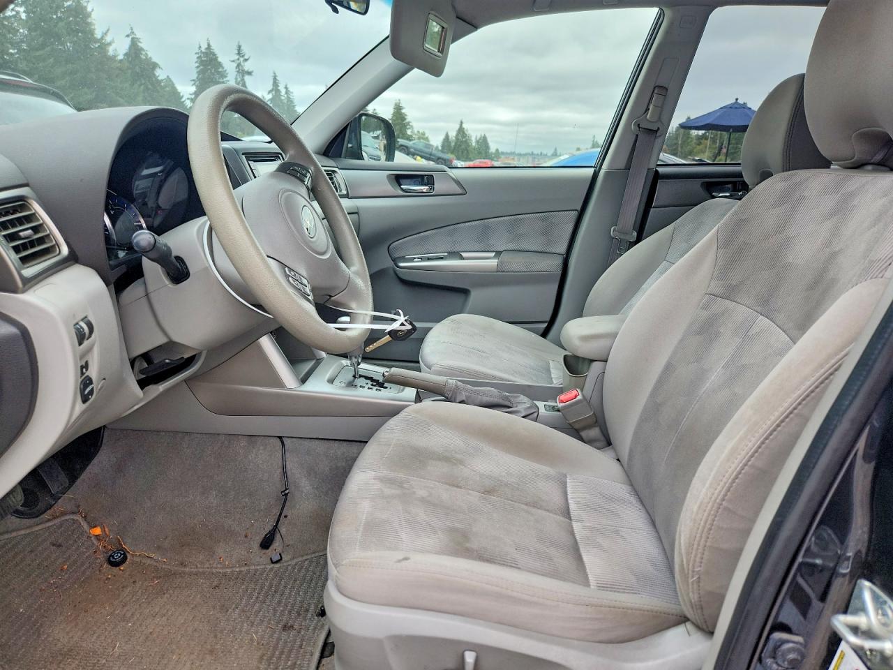 2010 Subaru Forester 2.5x Premium Серый vin: JF2SH6CC4AH759619