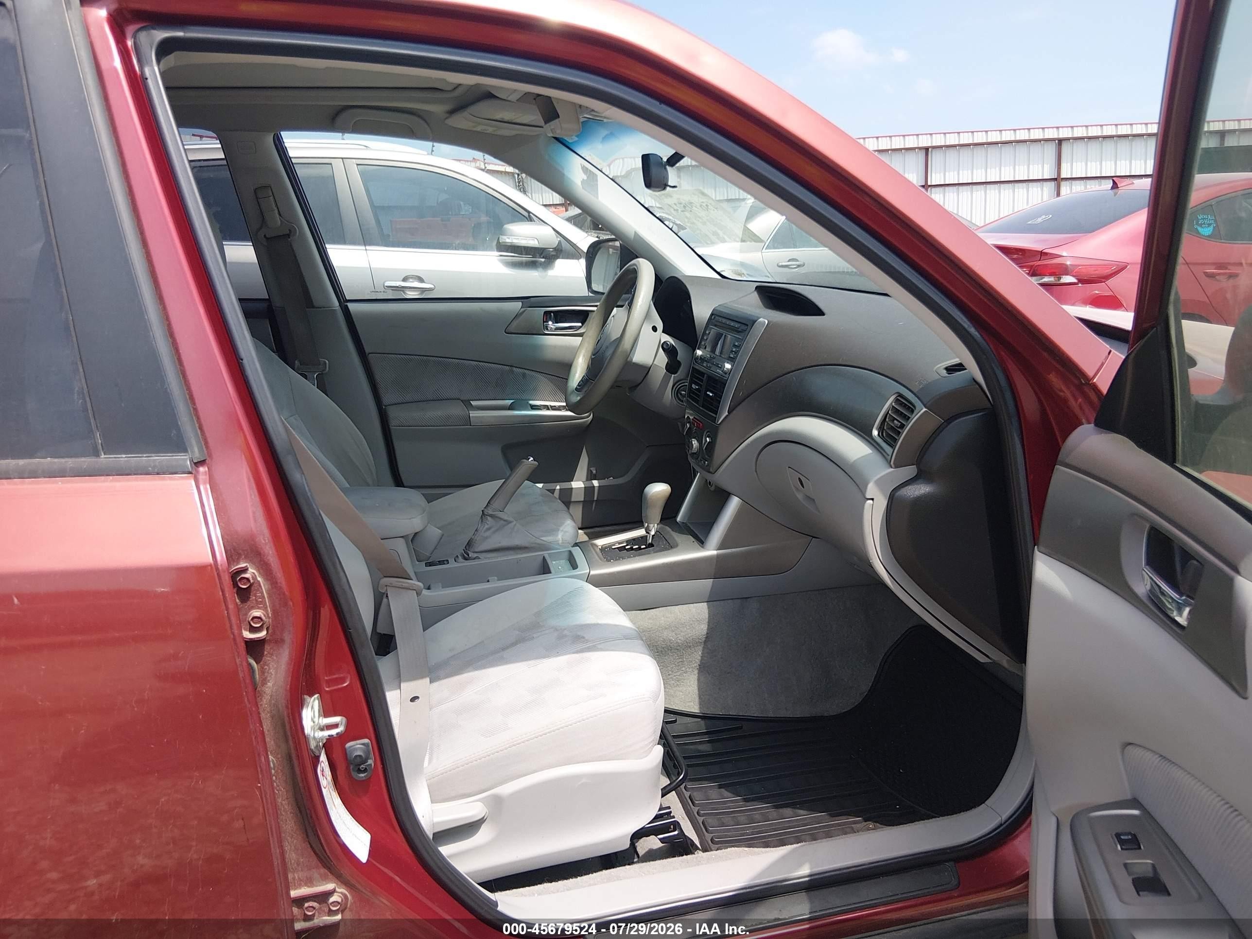 2010 Subaru Forester 2.5x Premium Maroon vin: JF2SH6CC4AH761693