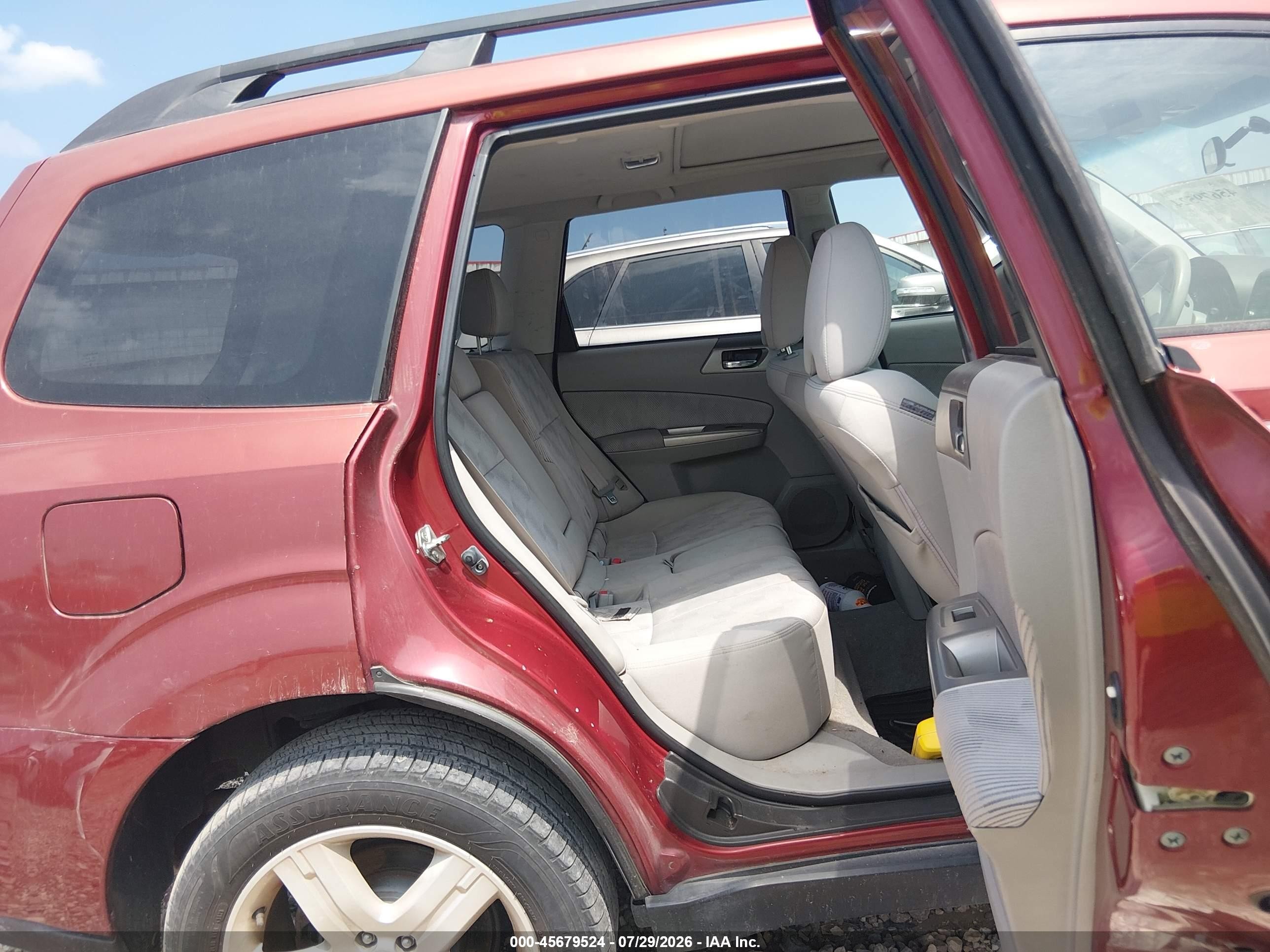 2010 Subaru Forester 2.5x Premium Maroon vin: JF2SH6CC4AH761693