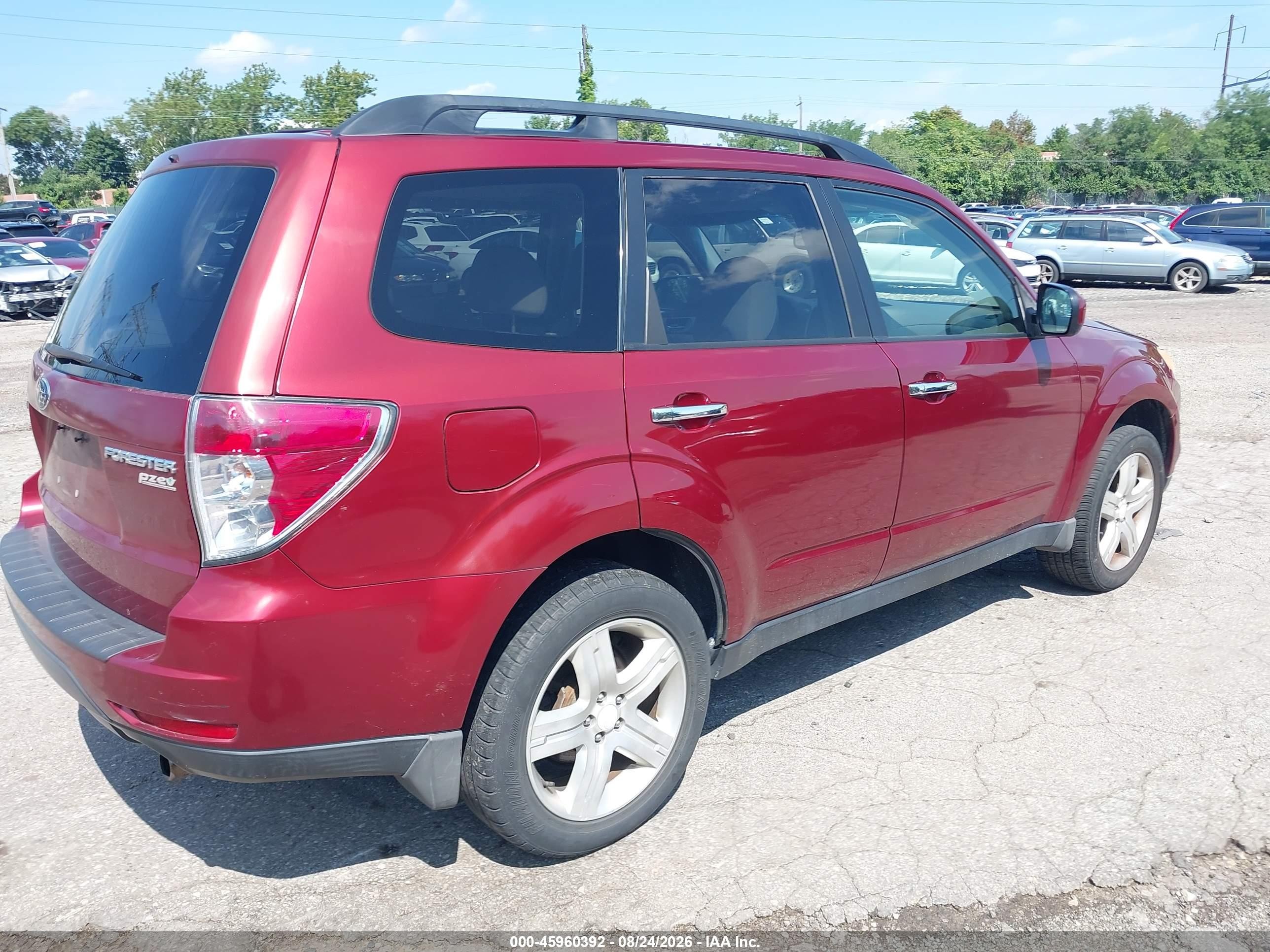 2010 Subaru Forester 2.5x Premium Burgundy vin: JF2SH6CC4AH765162