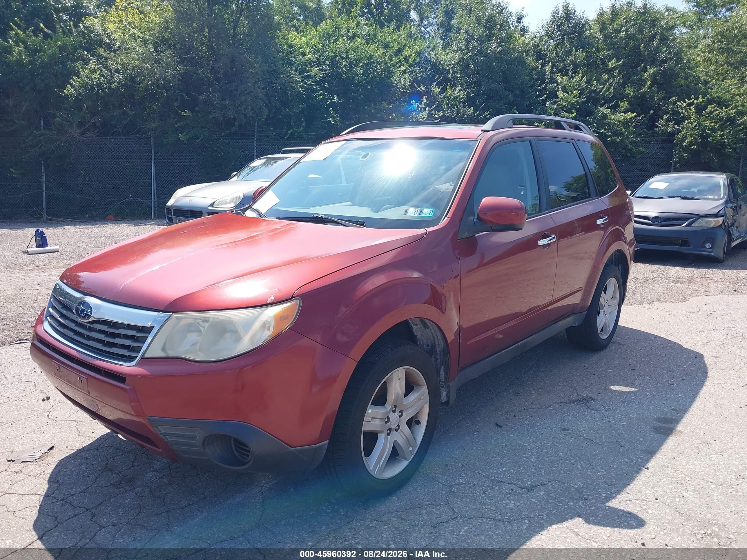 2010 Subaru Forester 2.5x Premium Burgundy vin: JF2SH6CC4AH765162