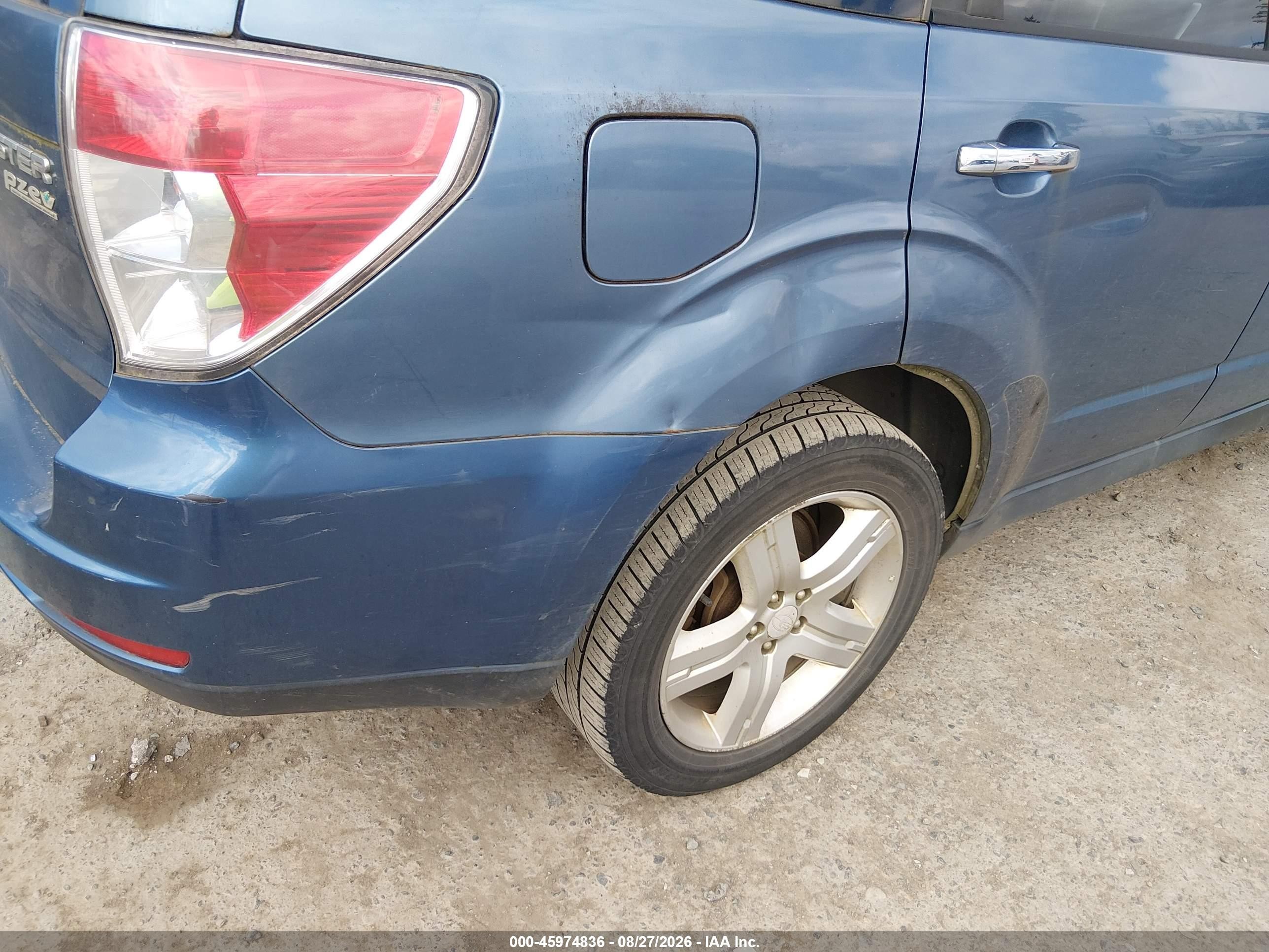 2010 Subaru Forester 2.5x Premium Blue vin: JF2SH6CC4AH785900