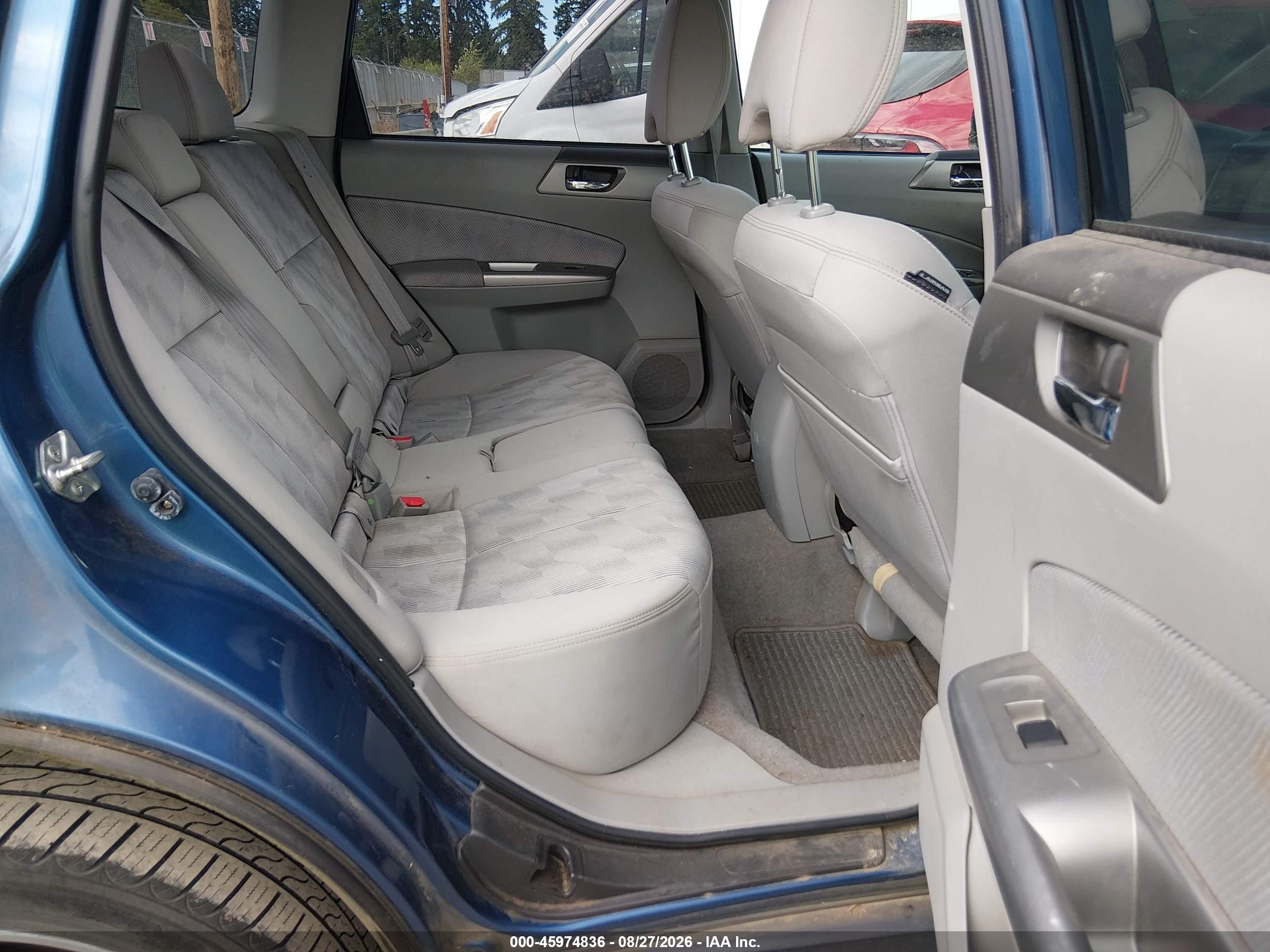 2010 Subaru Forester 2.5x Premium Blue vin: JF2SH6CC4AH785900