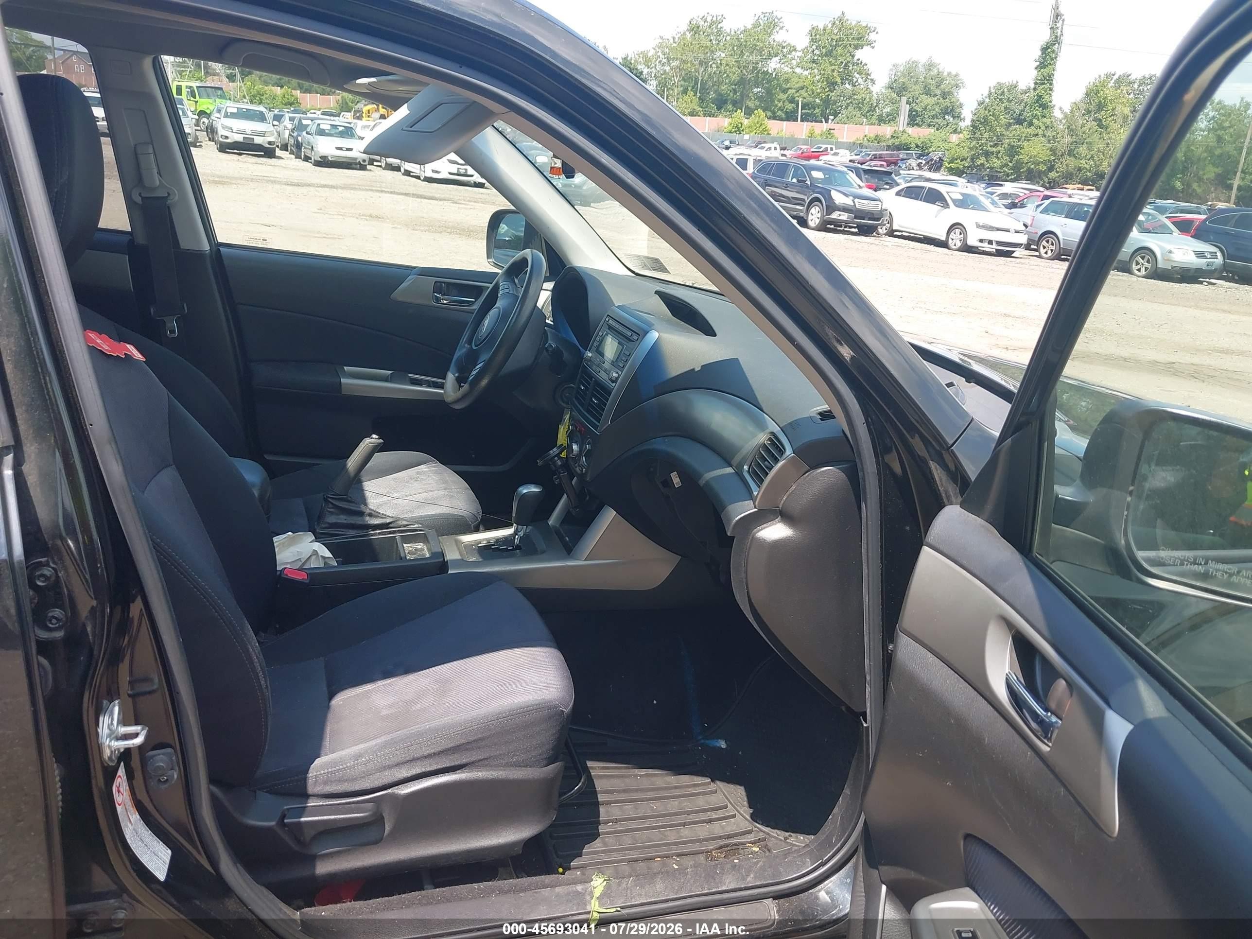 2010 Subaru Forester 2.5x Premium Black vin: JF2SH6CC5AH700899
