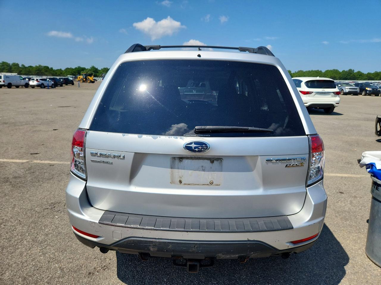 2010 Subaru Ascent Touring W/7-p Silver vin: JF2SH6CC5AH703480