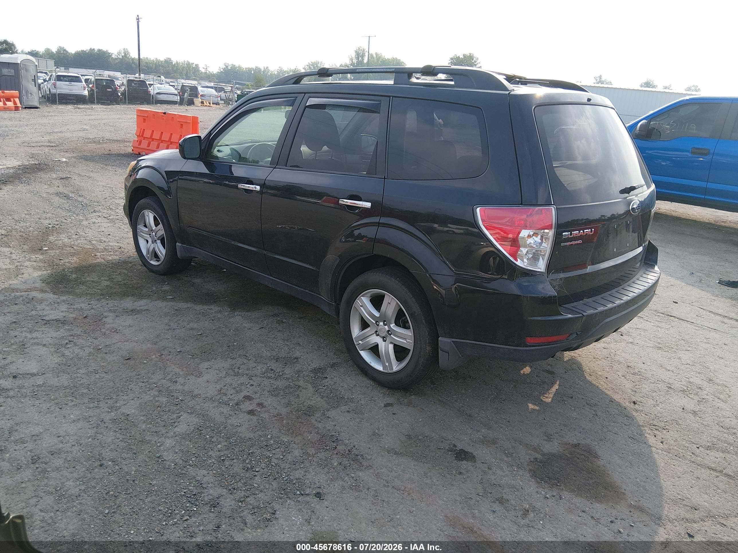 2010 Subaru Forester 2.5x Premium Black vin: JF2SH6CC5AH754736