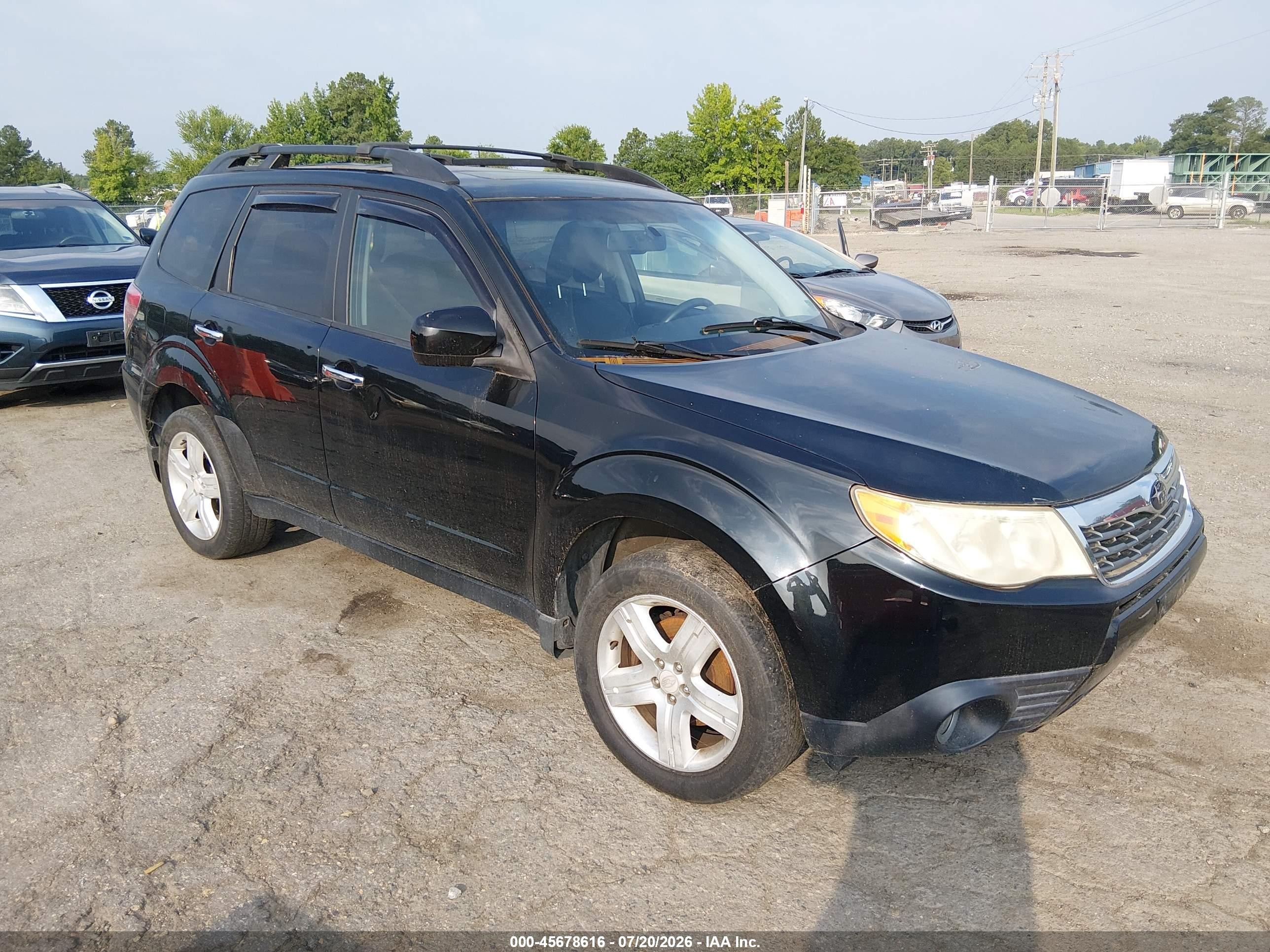 2010 Subaru Forester 2.5x Premium Black vin: JF2SH6CC5AH754736