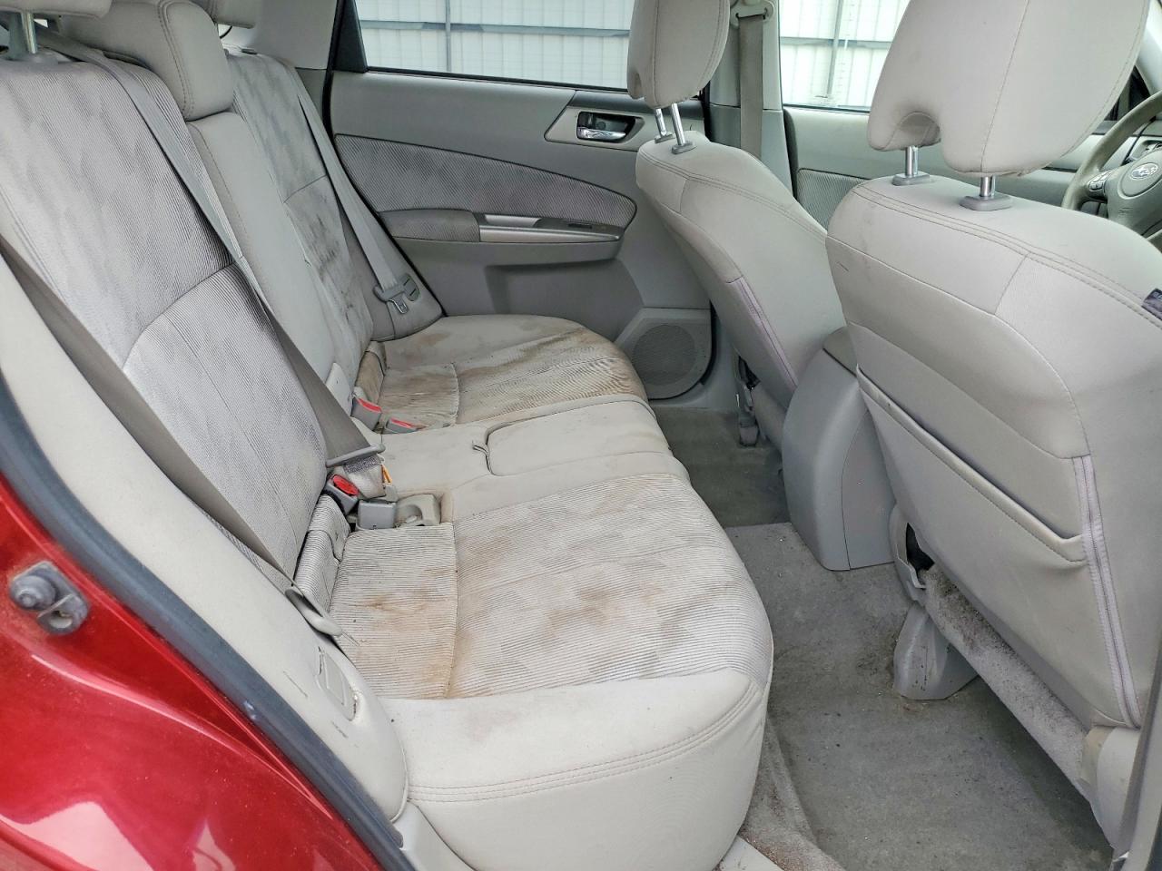 2010 Subaru Forester 2.5x Premium Burgundy vin: JF2SH6CC5AH766269