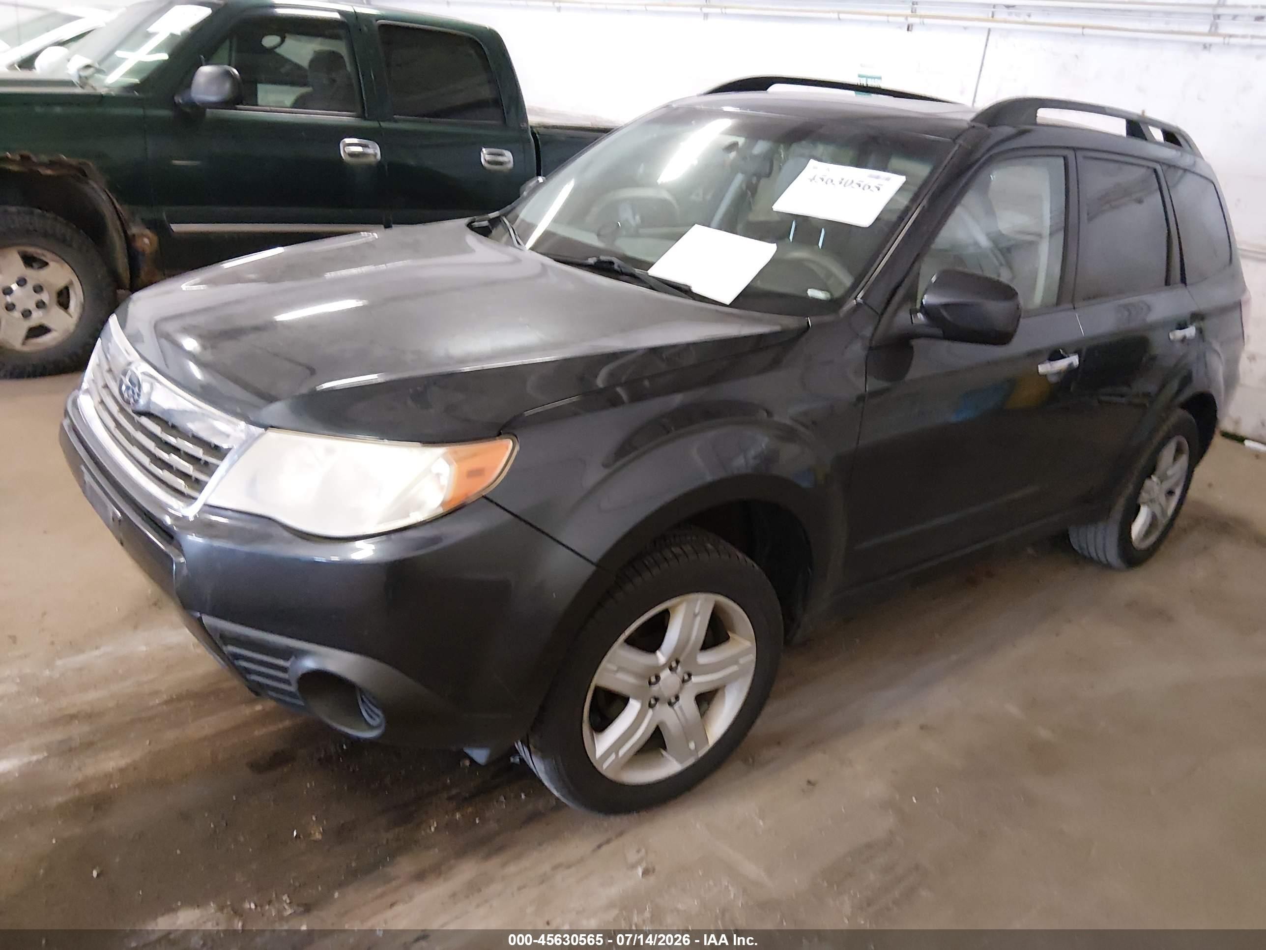 2010 Subaru Forester 2.5x Premium Black vin: JF2SH6CC5AH769608