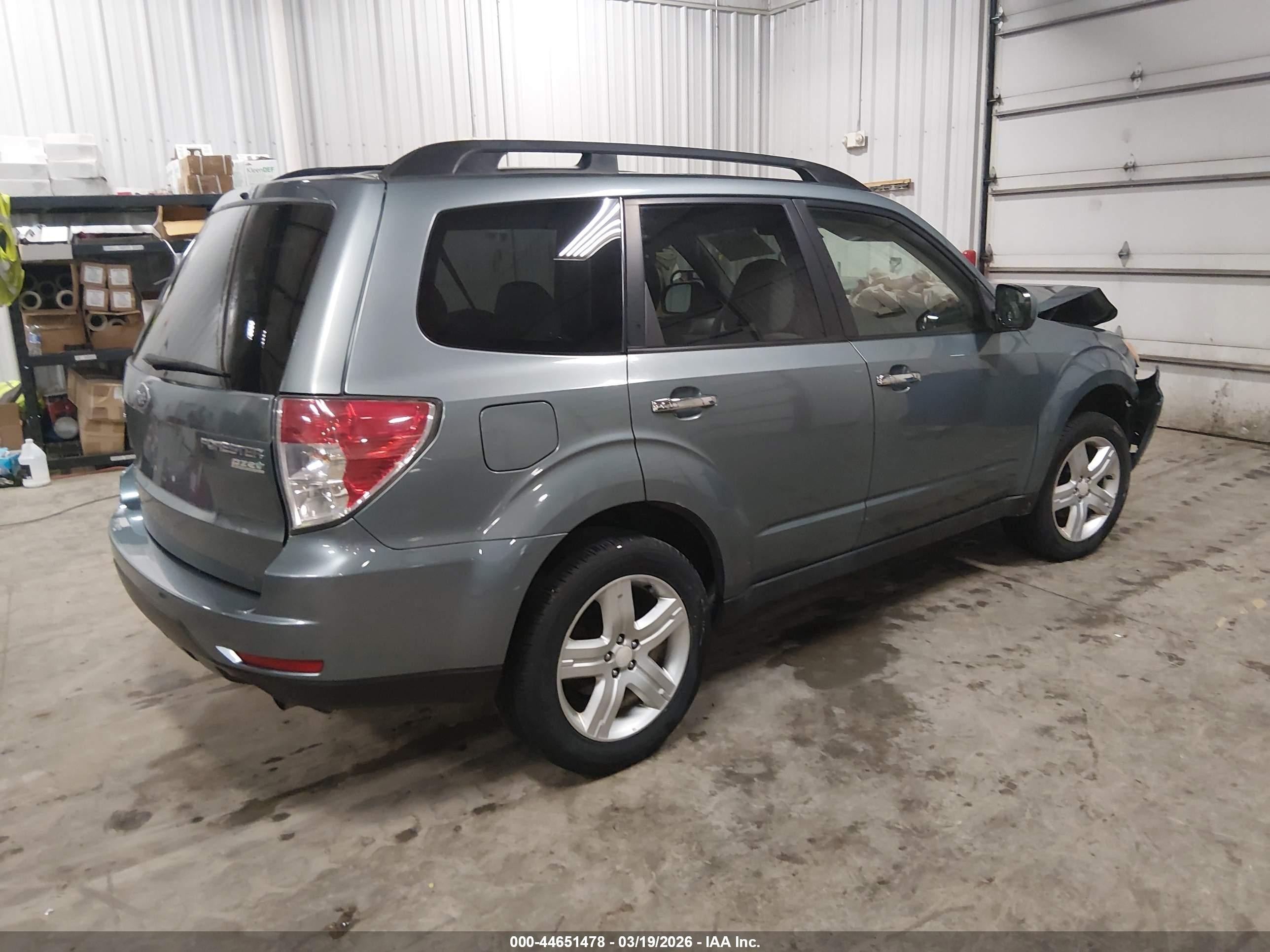 2010 Subaru Forester 2.5x Premium Зеленый vin: JF2SH6CC5AH792418