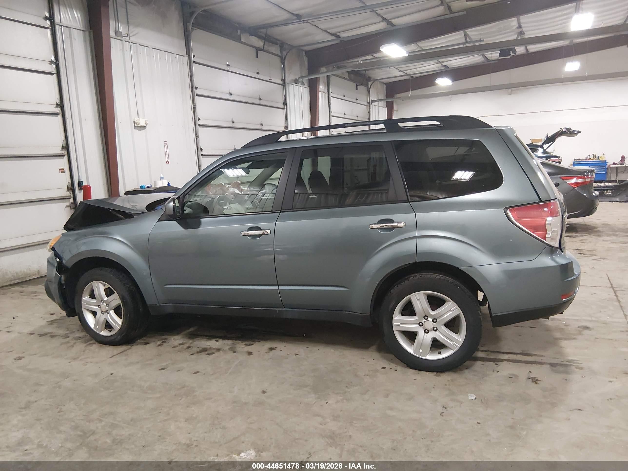 2010 Subaru Forester 2.5x Premium Зеленый vin: JF2SH6CC5AH792418
