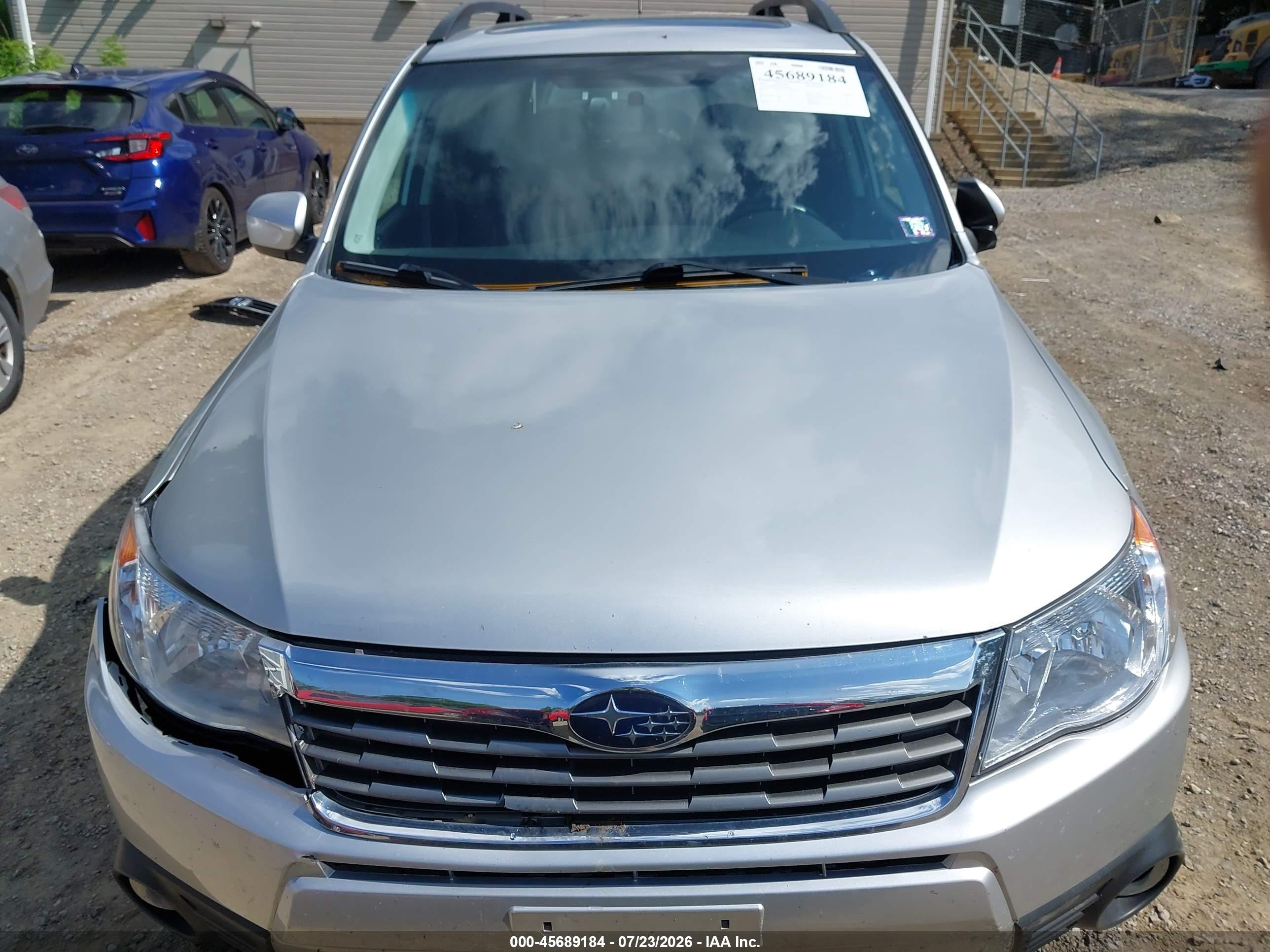 2010 Subaru Forester 2.5x Premium Silver vin: JF2SH6CC5AH902304