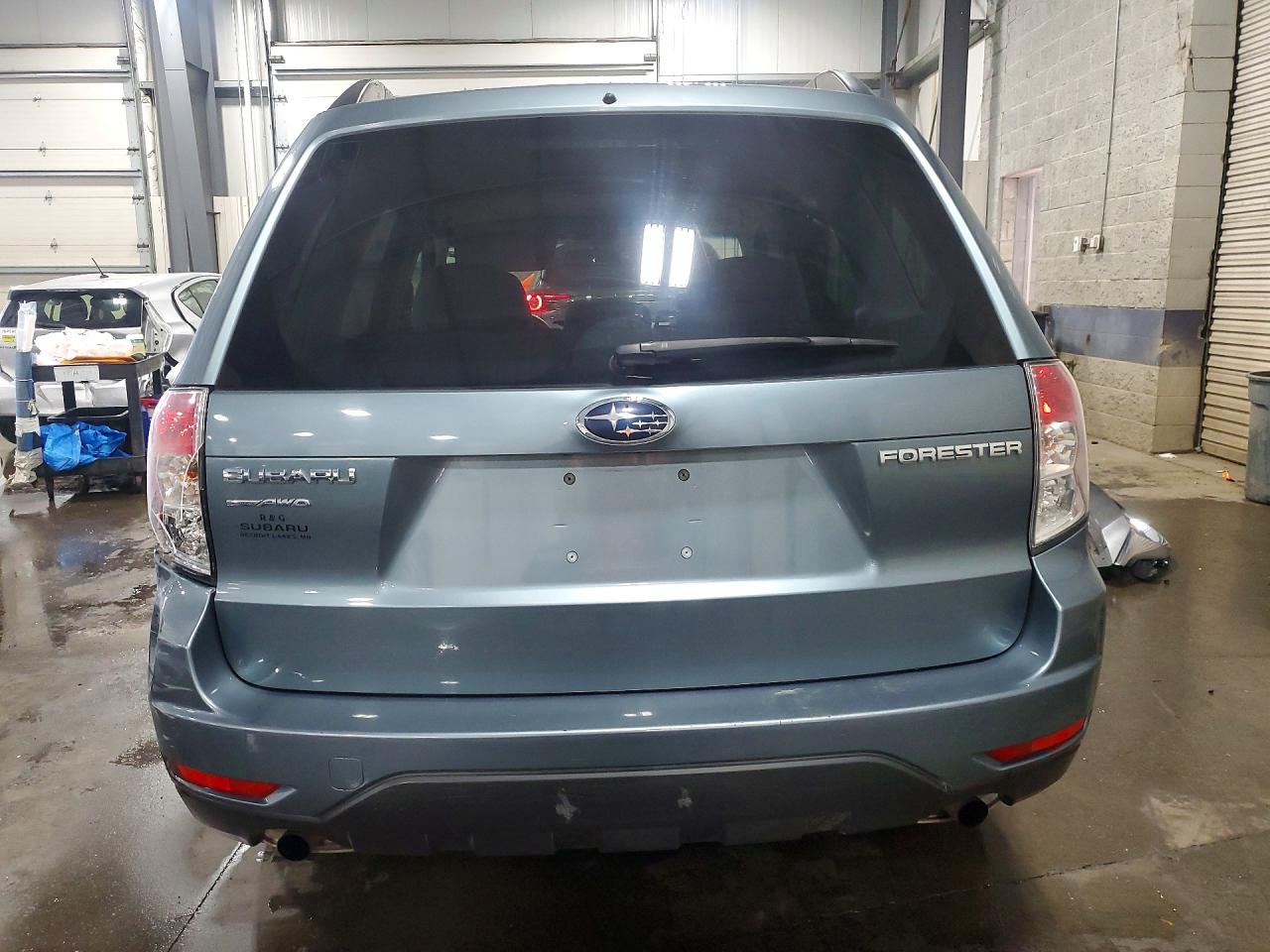 2010 Subaru Forester 2.5x Premium Синий vin: JF2SH6CC5AH913366