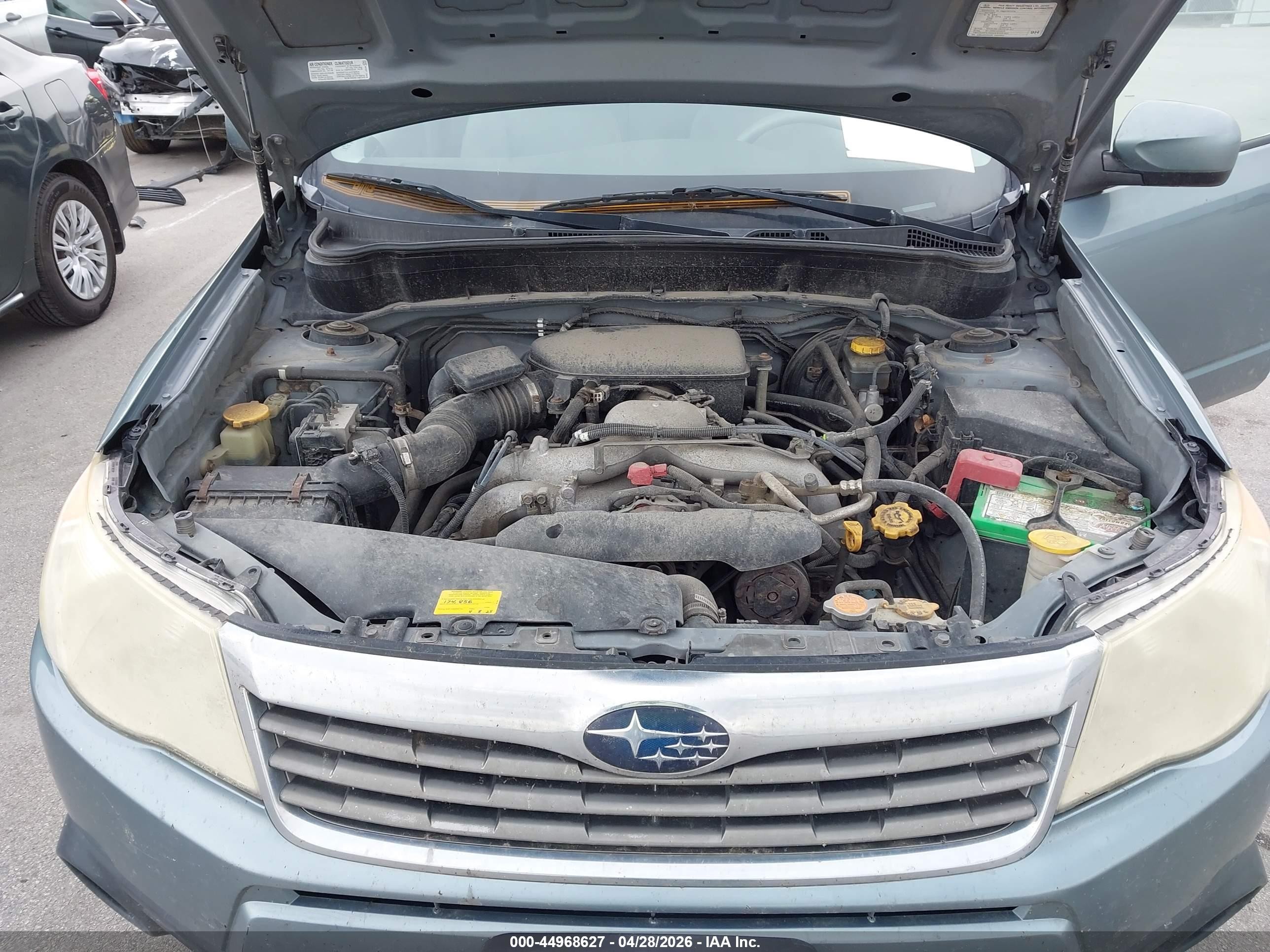 2010 Subaru Forester 2.5x Premium Blue vin: JF2SH6CC6AH749349