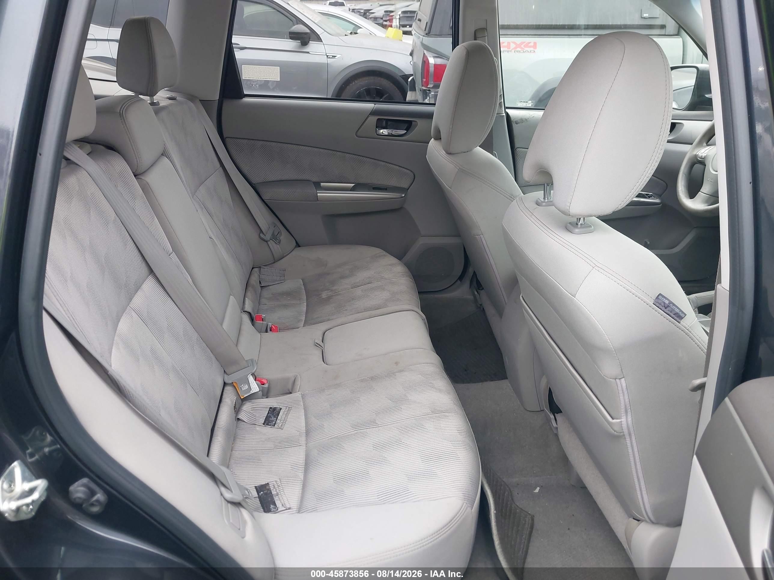 2010 Subaru Forester 2.5x Premium Gray vin: JF2SH6CC6AH759265