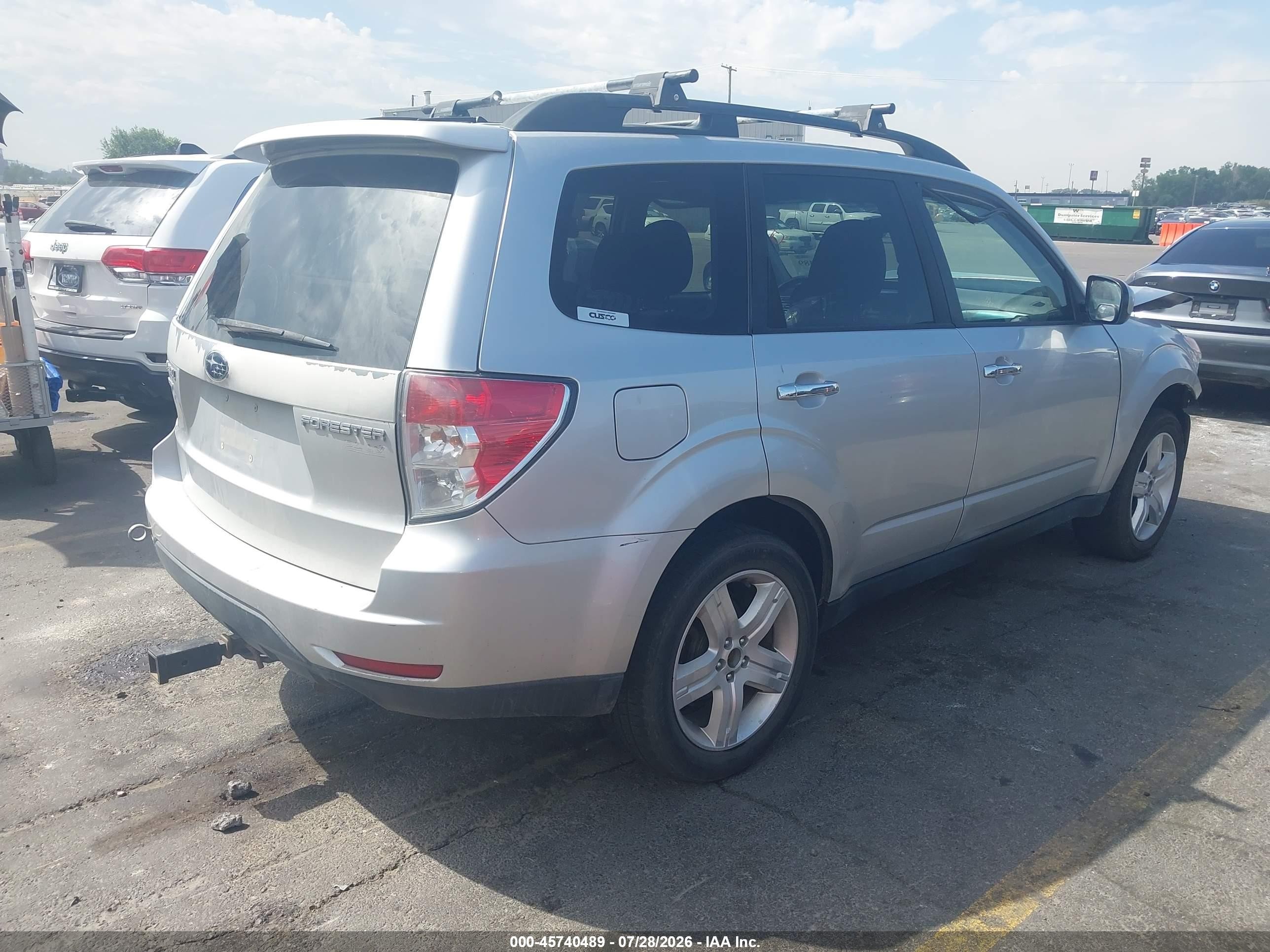 2010 Subaru Forester 2.5x Premium Silver vin: JF2SH6CC6AH762070