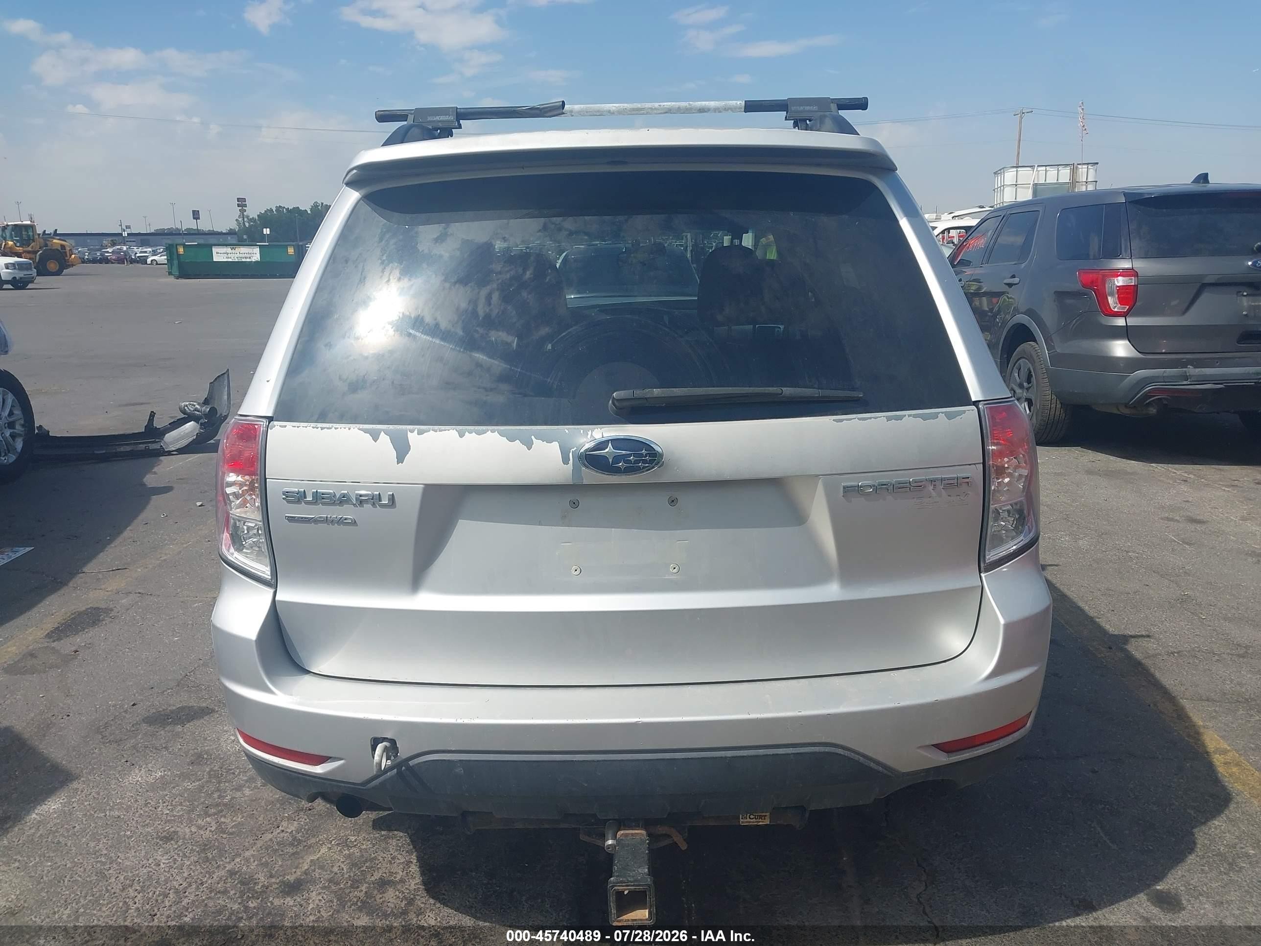 2010 Subaru Forester 2.5x Premium Silver vin: JF2SH6CC6AH762070