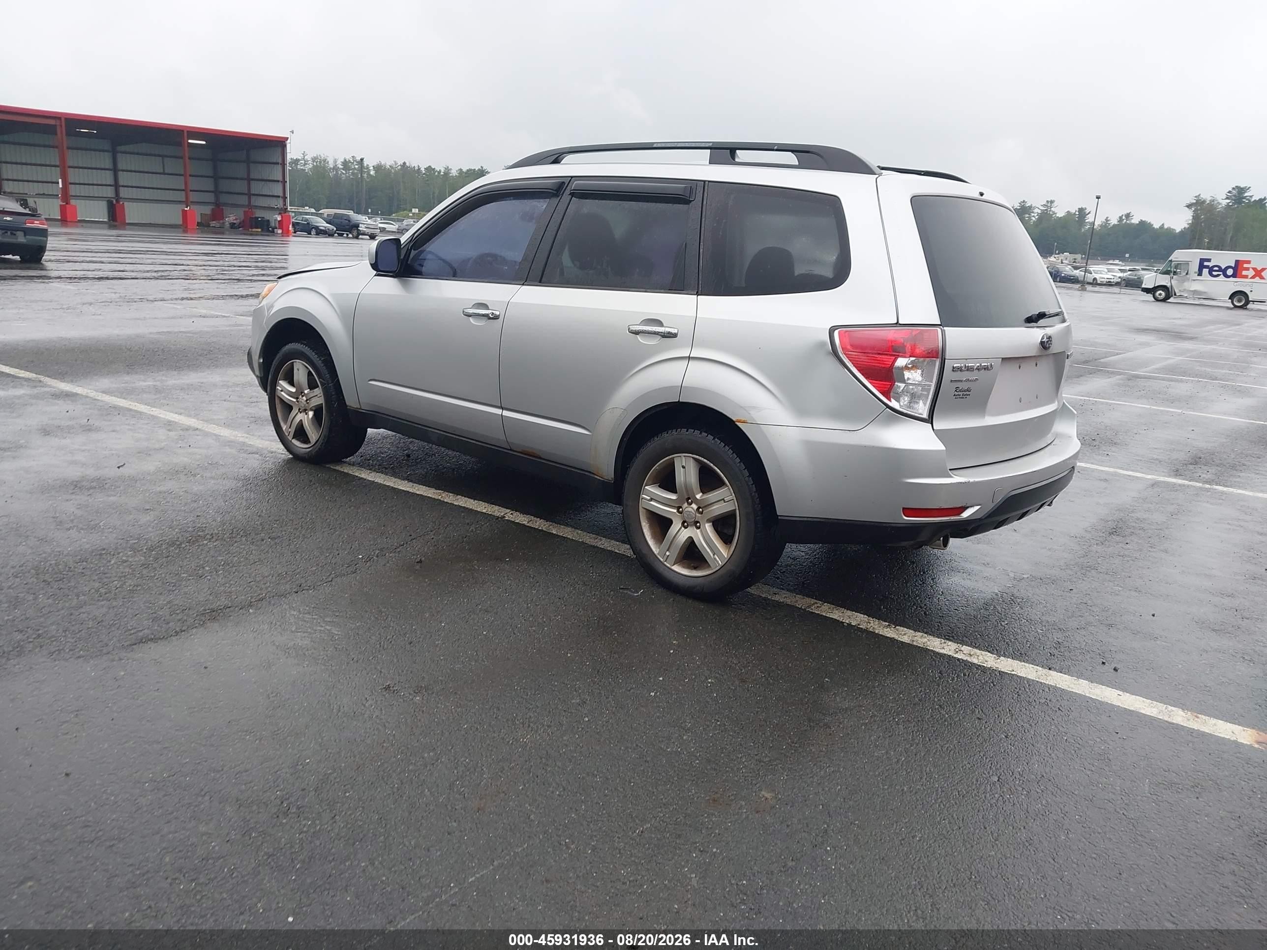 2010 Subaru Forester 2.5x Premium Silver vin: JF2SH6CC6AH783193
