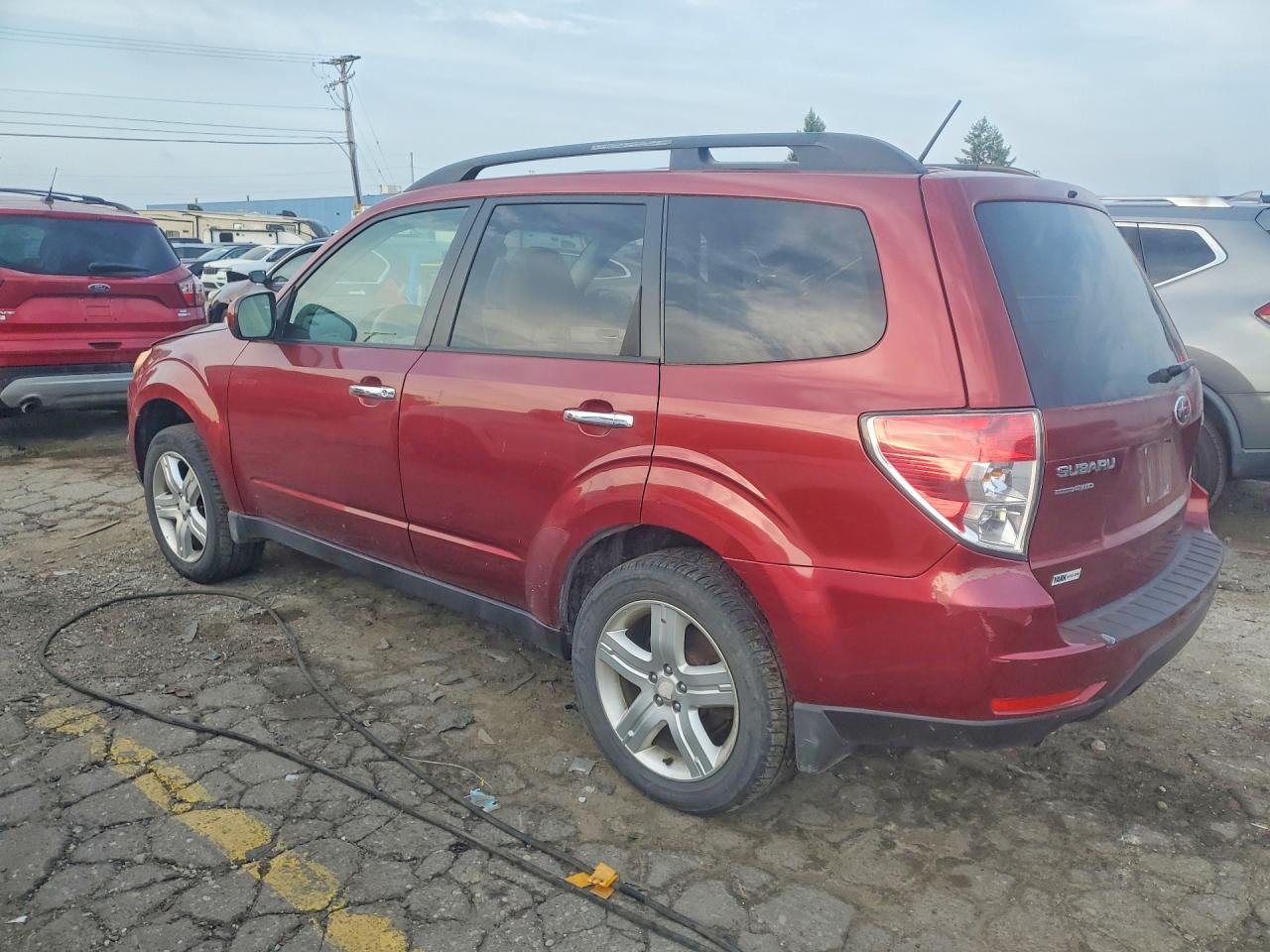 2010 Subaru Forester 2.5x Premium Red vin: JF2SH6CC6AH901873