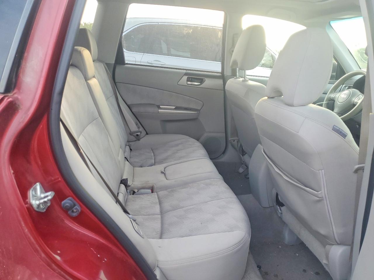 2010 Subaru Forester 2.5x Premium Red vin: JF2SH6CC6AH901873