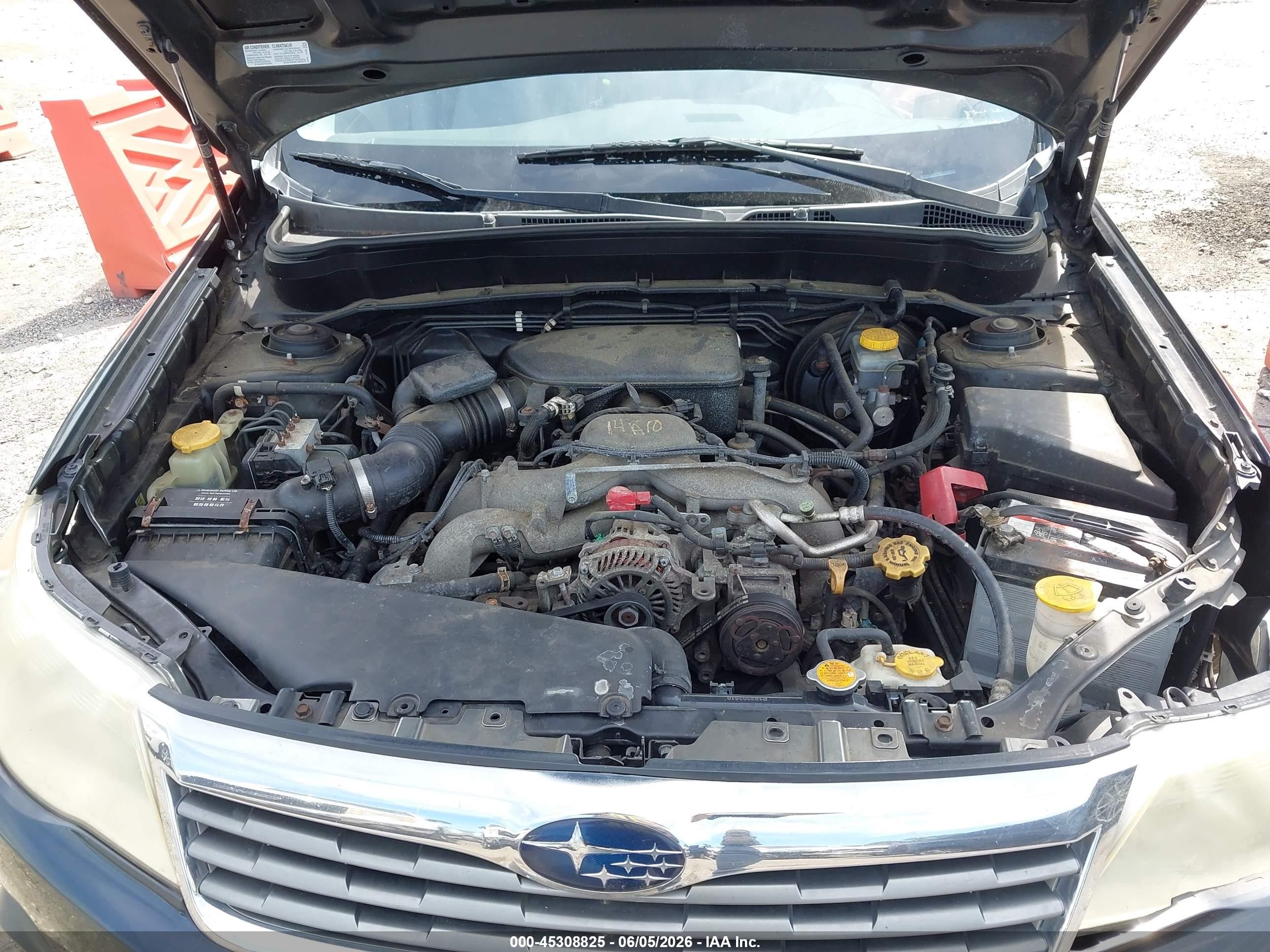 2010 Subaru Forester 2.5x Premium Black vin: JF2SH6CC7AH706980