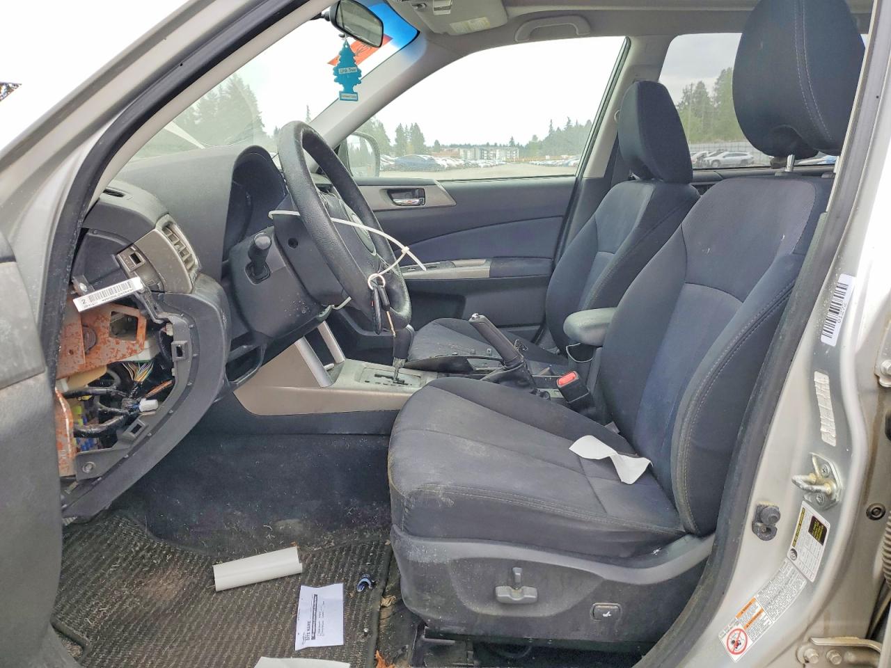 2010 Subaru Forester Silver vin: JF2SH6CC7AH720992