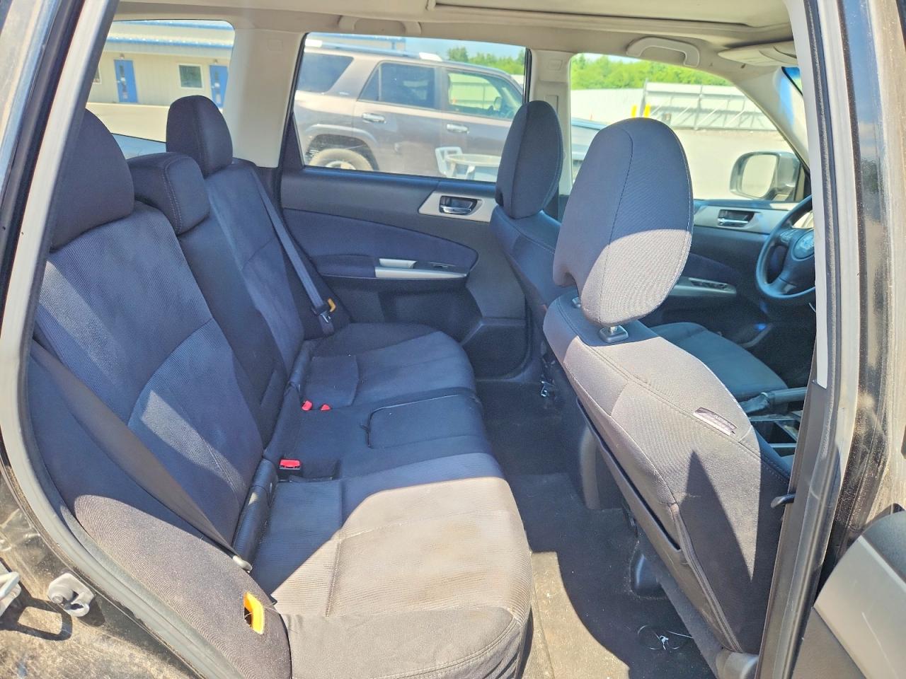2010 Subaru Forester 2.5x Premium Black vin: JF2SH6CC7AH721009