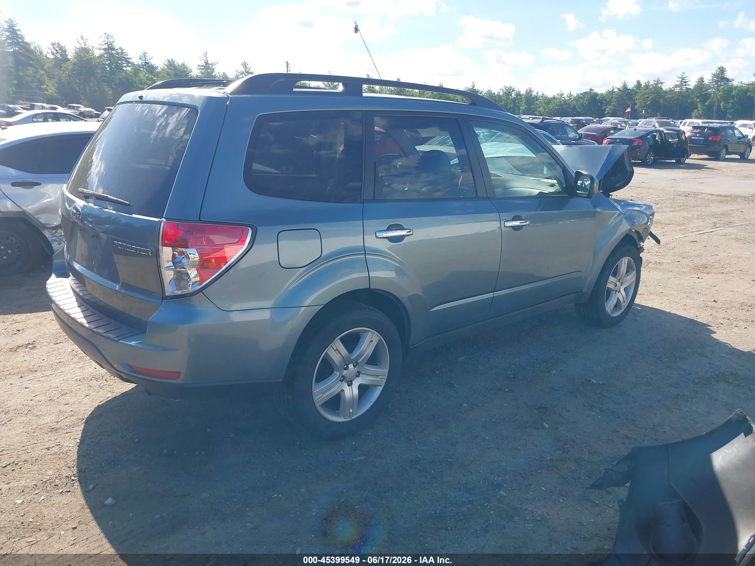 2010 Subaru Forester 2.5x Premium Green vin: JF2SH6CC7AH730860