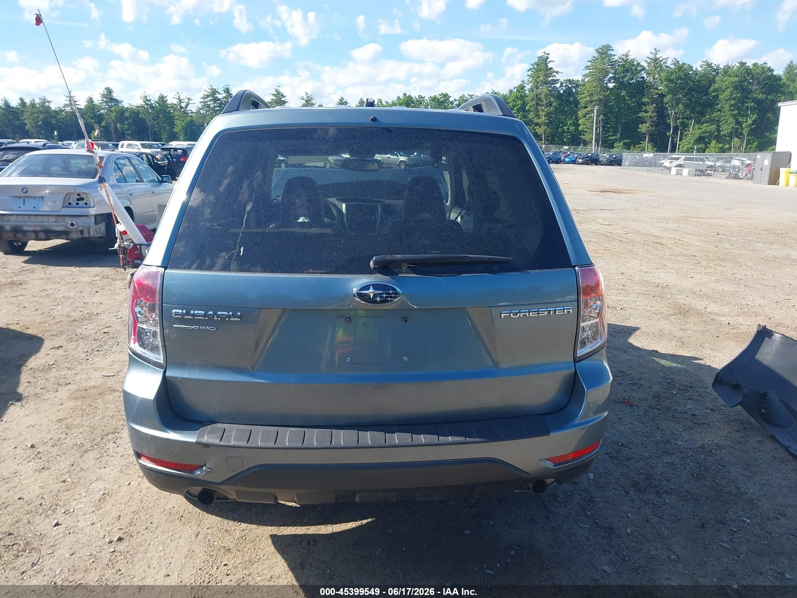 2010 Subaru Forester 2.5x Premium Green vin: JF2SH6CC7AH730860