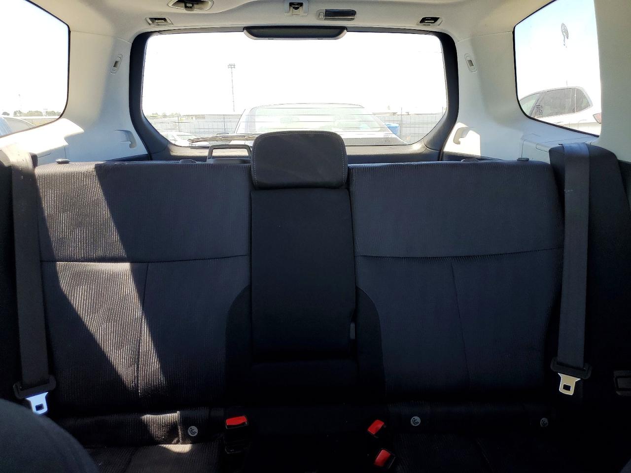 2010 Subaru Forester 2.5x Premium Silver vin: JF2SH6CC7AH733421