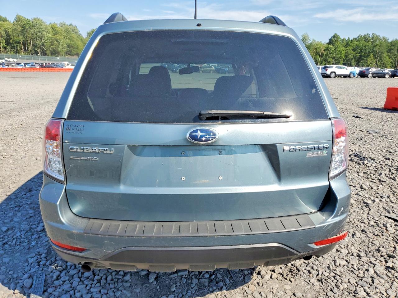 2010 Subaru Forester 2.5x Premium Blue vin: JF2SH6CC7AH759792