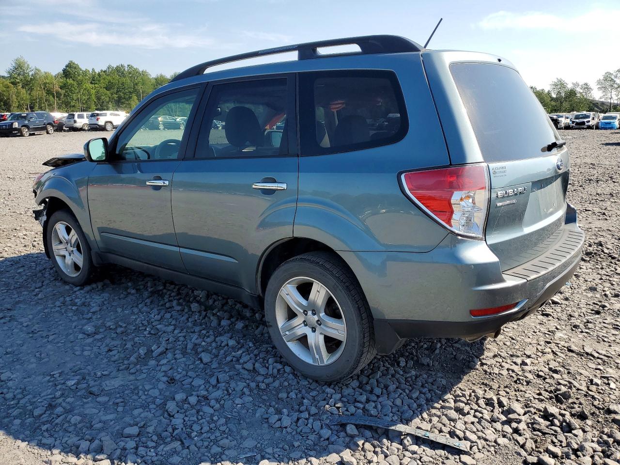 2010 Subaru Forester 2.5x Premium Blue vin: JF2SH6CC7AH759792