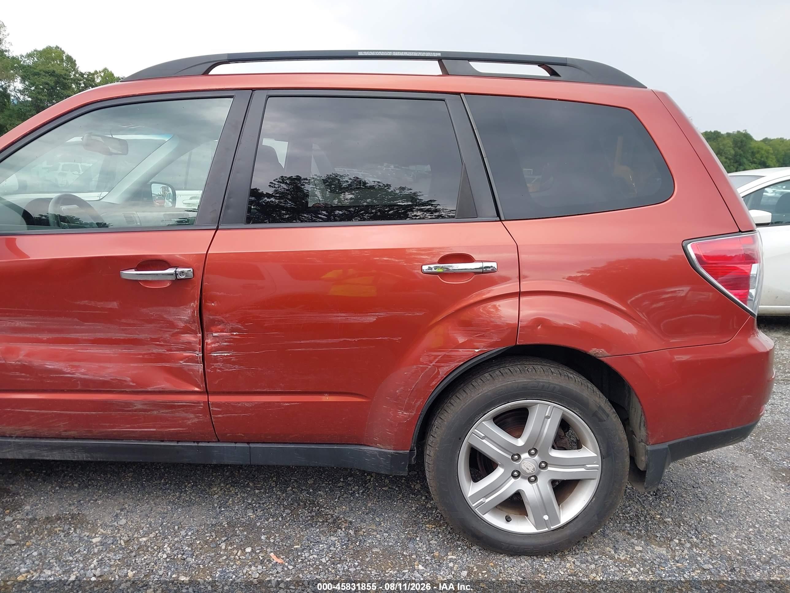 2010 Subaru Forester 2.5x Premium Orange vin: JF2SH6CC7AH908802