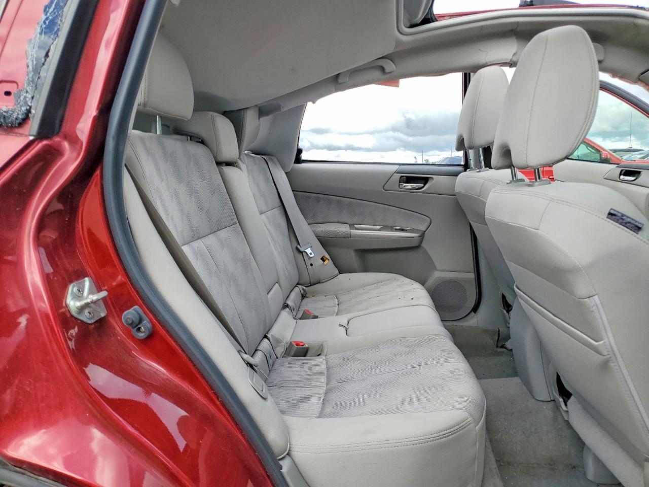2010 Subaru Forester 2.5x Premium Maroon vin: JF2SH6CC7AH912011