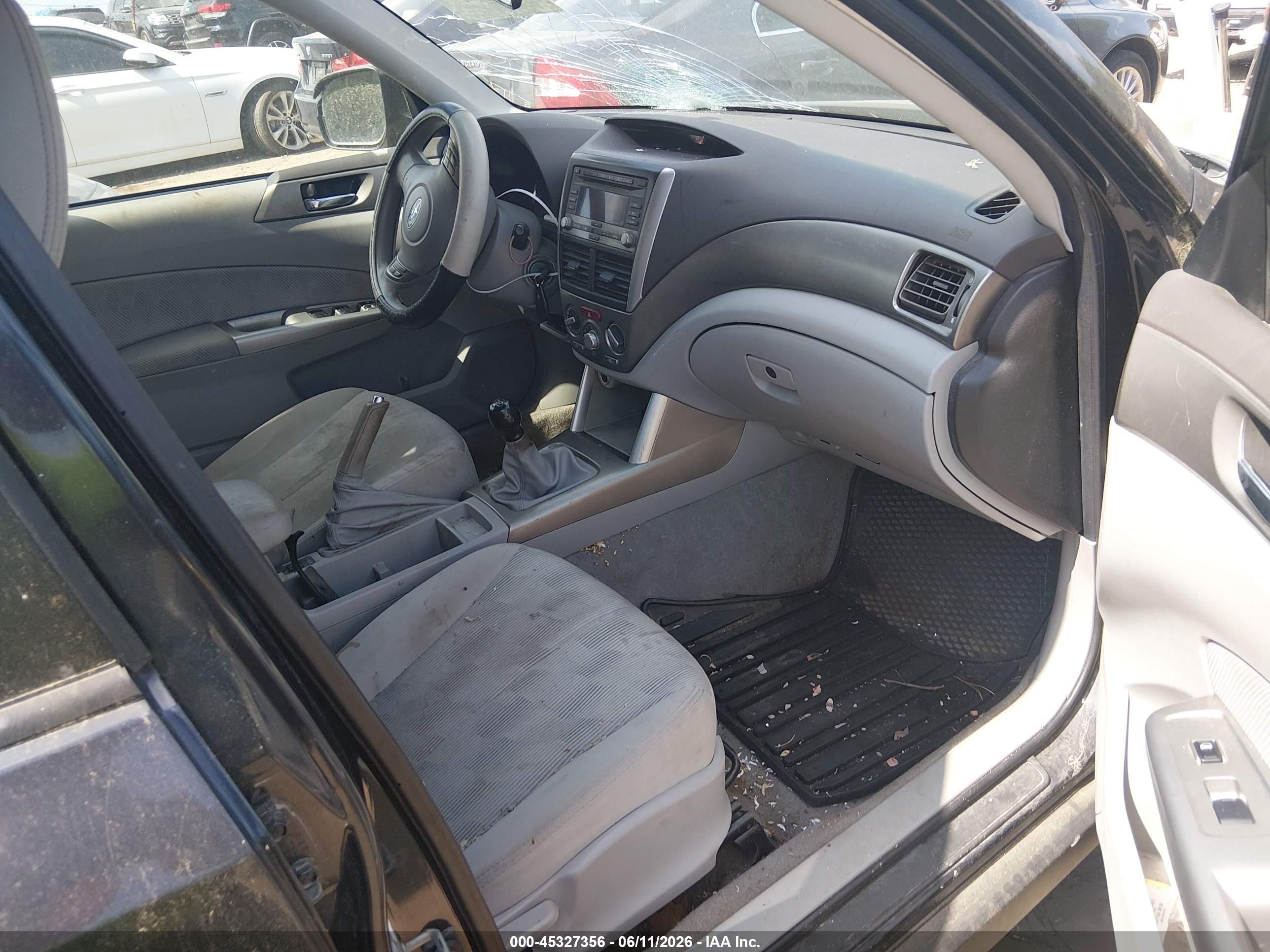 2010 Subaru Forester 2.5x Premium Blue vin: JF2SH6CC8AG764120