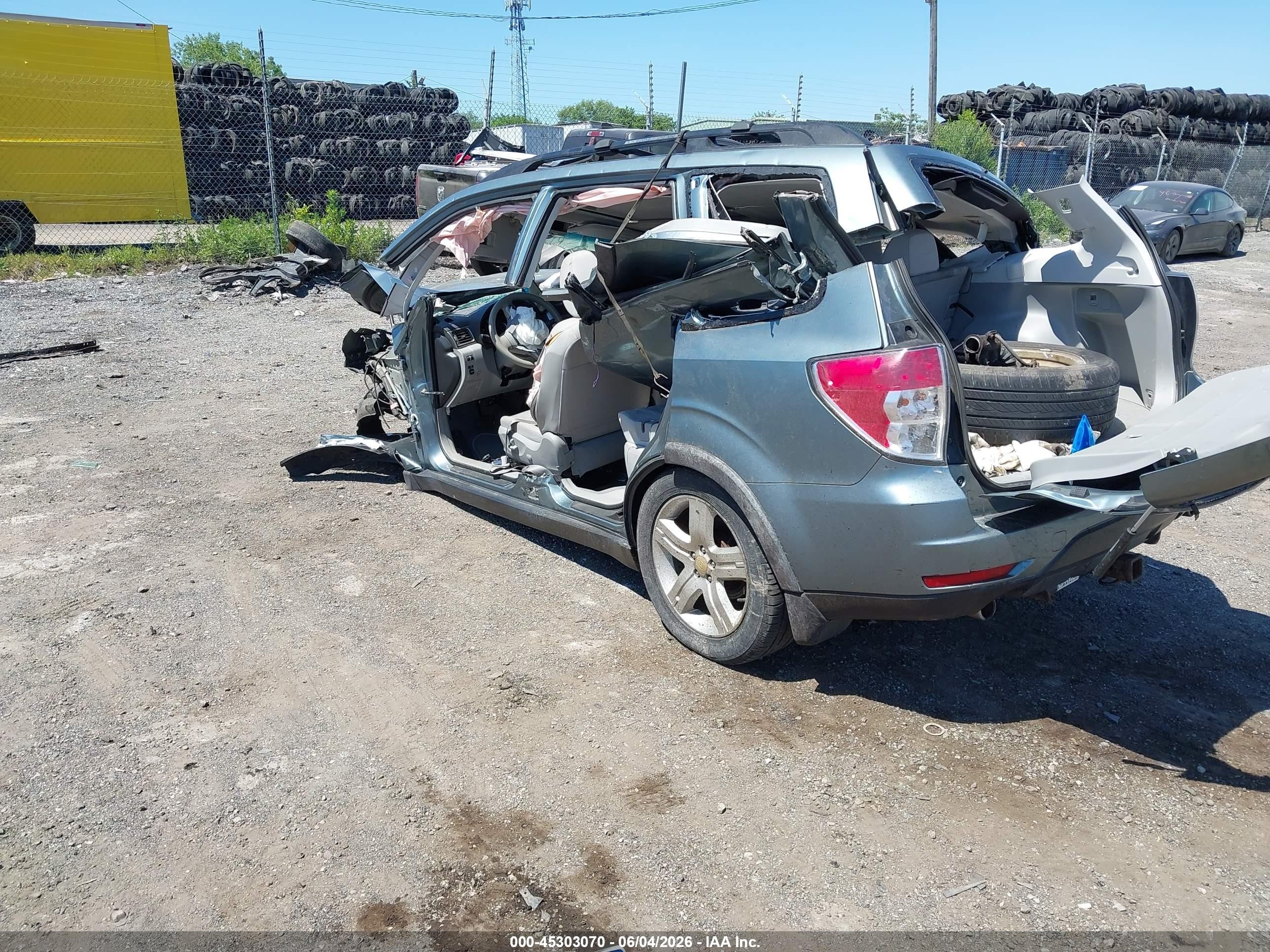 2010 Subaru Forester 2.5x Premium Green vin: JF2SH6CC8AH734769