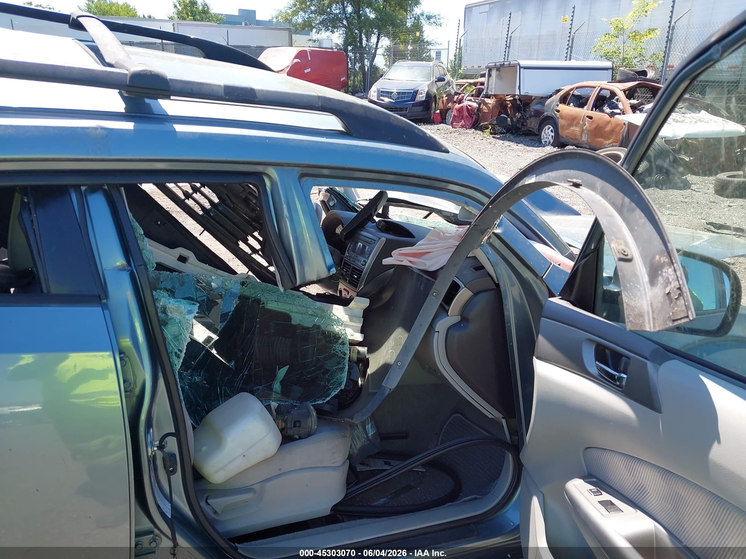 2010 Subaru Forester 2.5x Premium Green vin: JF2SH6CC8AH734769