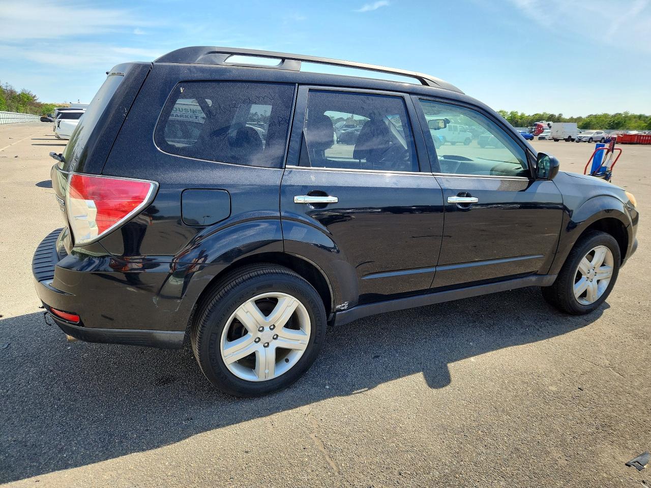 2010 Subaru Forester 2.5x Premium Black vin: JF2SH6CC8AH741091