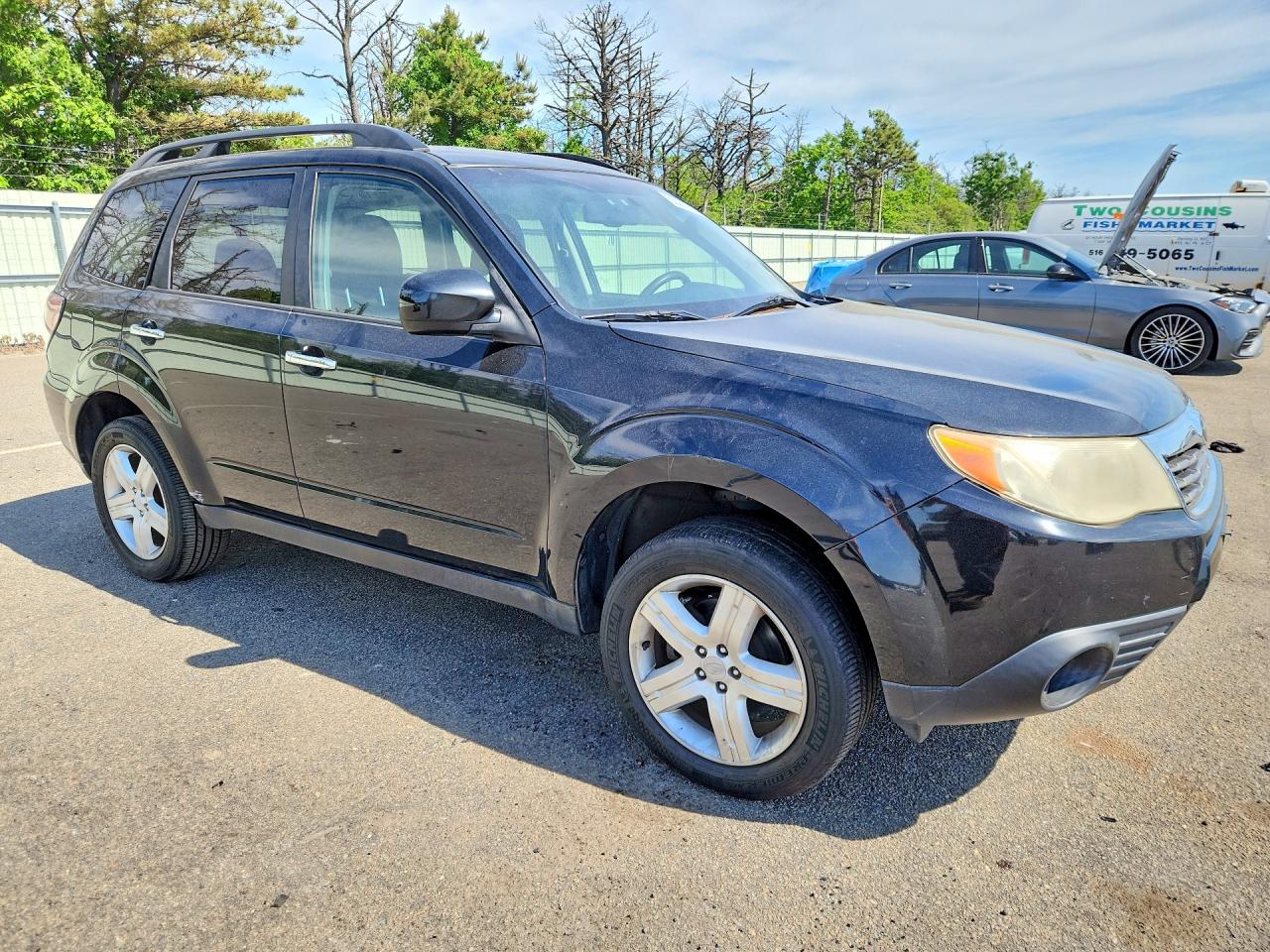 2010 Subaru Forester 2.5x Premium Black vin: JF2SH6CC8AH741091