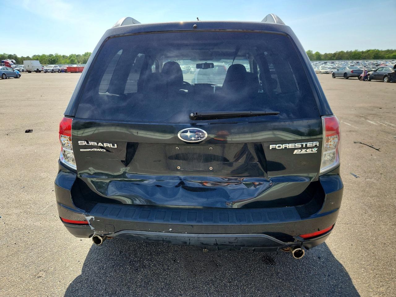 2010 Subaru Forester 2.5x Premium Black vin: JF2SH6CC8AH741091