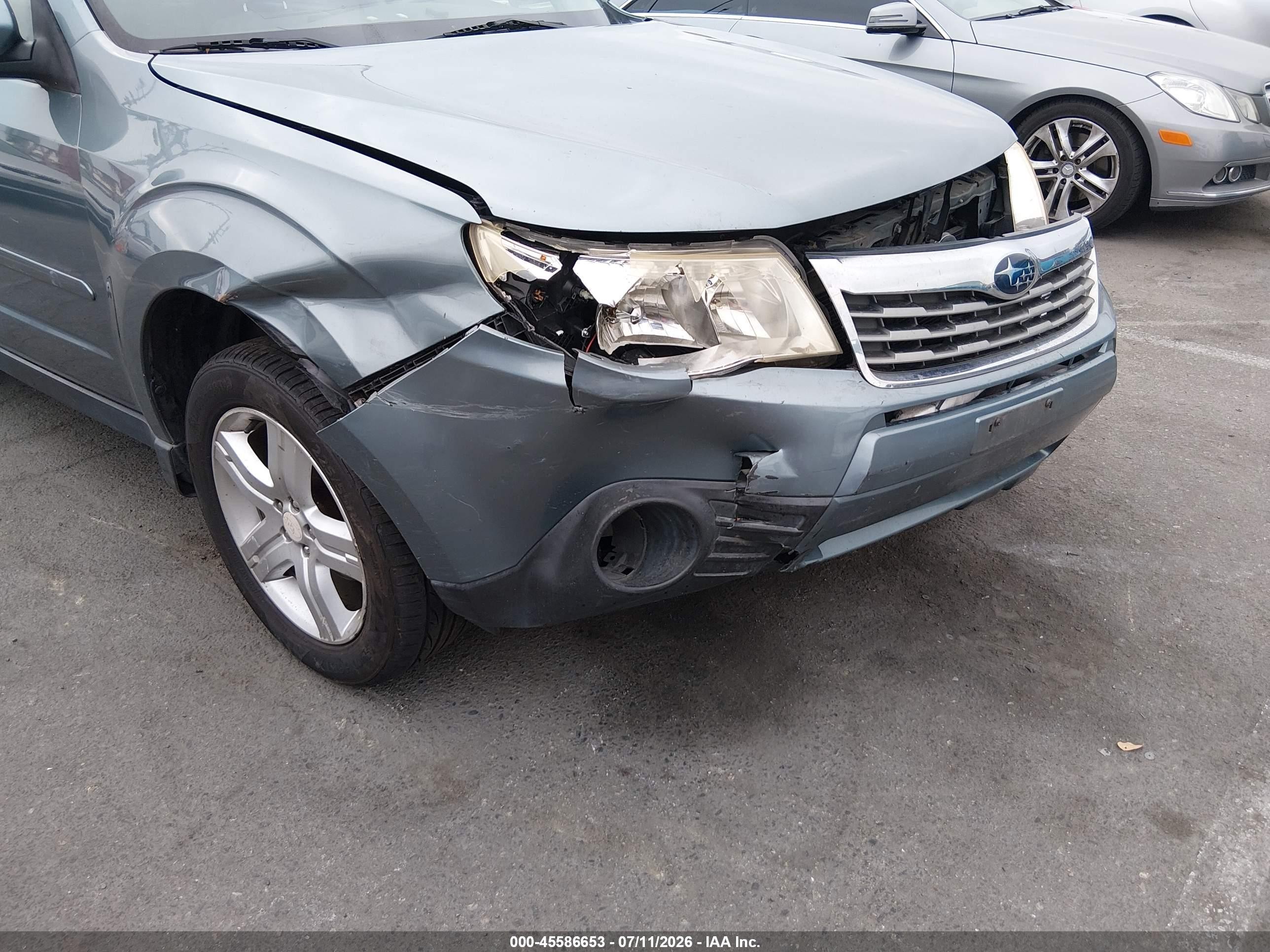 2010 Subaru Forester 2.5x Premium Blue vin: JF2SH6CC8AH748283