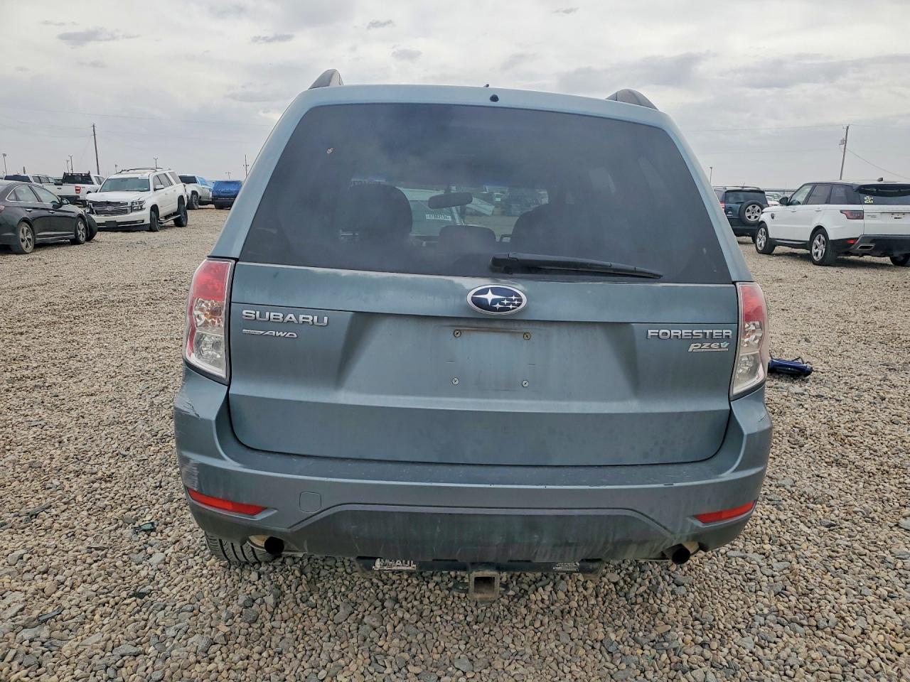 2010 Subaru Forester 2.5x Premium Teal vin: JF2SH6CC8AH751409