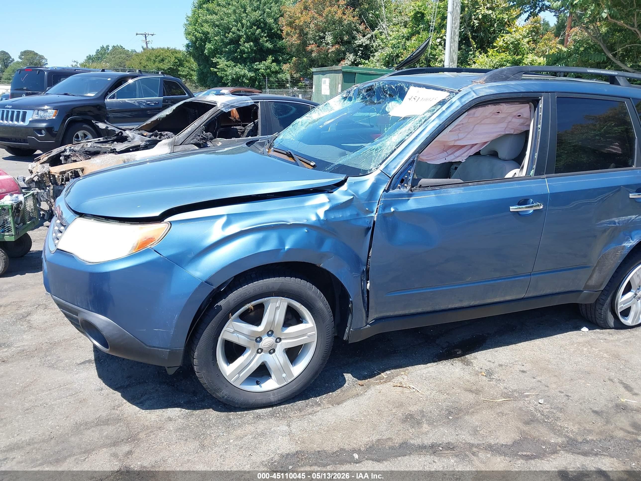 2010 Subaru Forester 2.5x Premium Blue vin: JF2SH6CC8AH765181