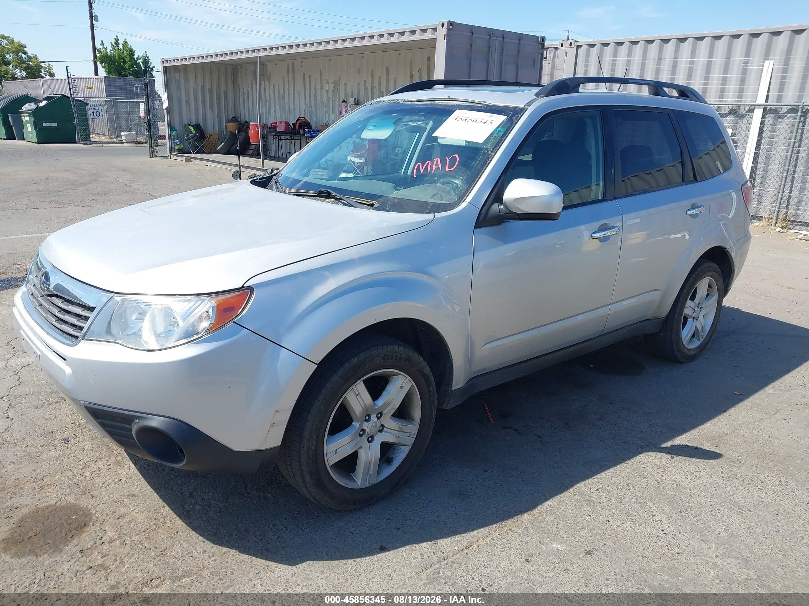 2010 Subaru Forester 2.5x Premium Silver vin: JF2SH6CC8AH775919