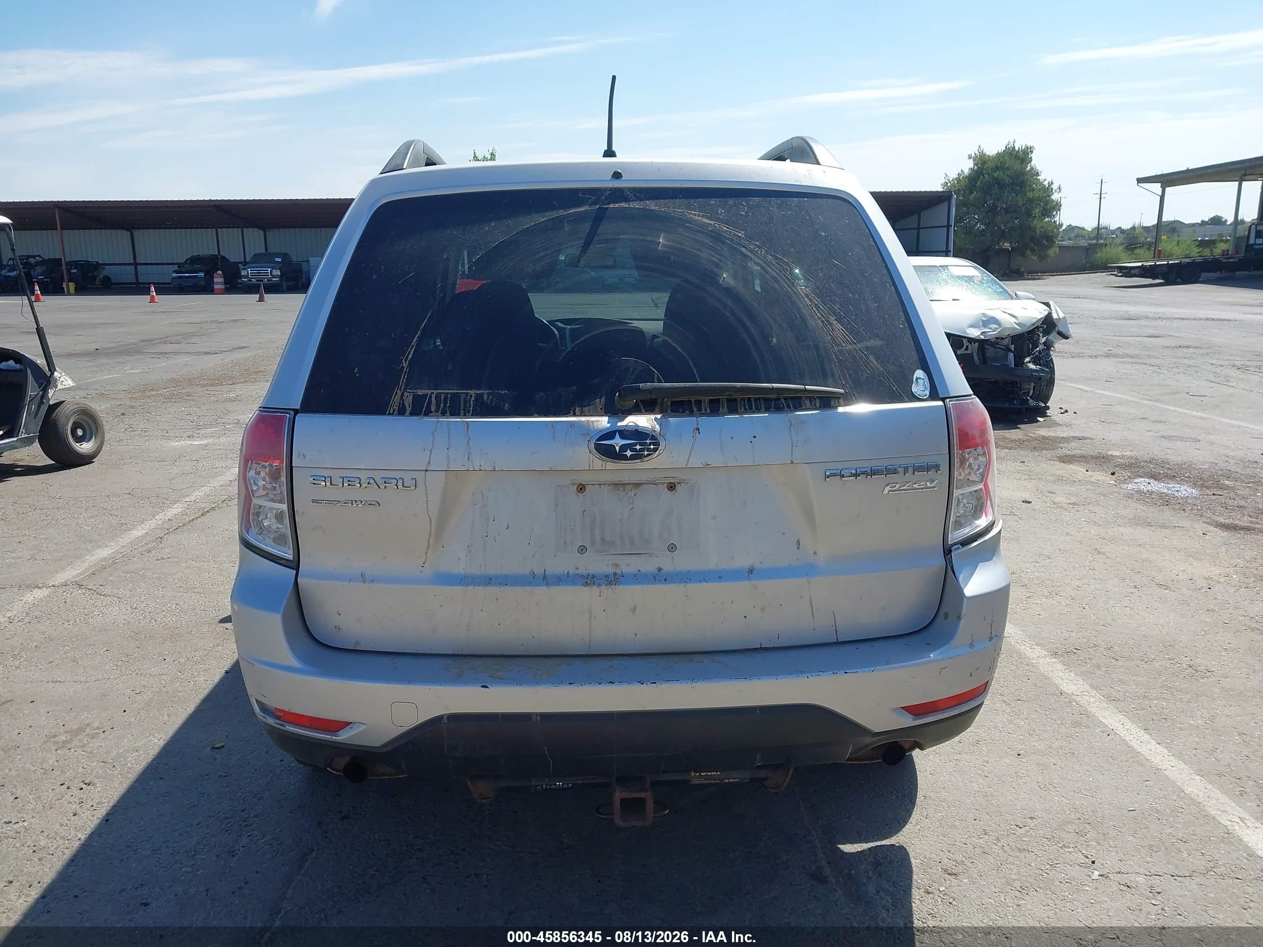 2010 Subaru Forester 2.5x Premium Silver vin: JF2SH6CC8AH775919
