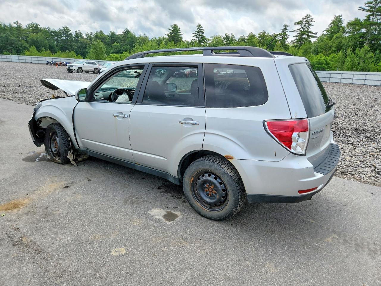 2010 Subaru Forester 2.5x Premium Silver vin: JF2SH6CC8AH786354
