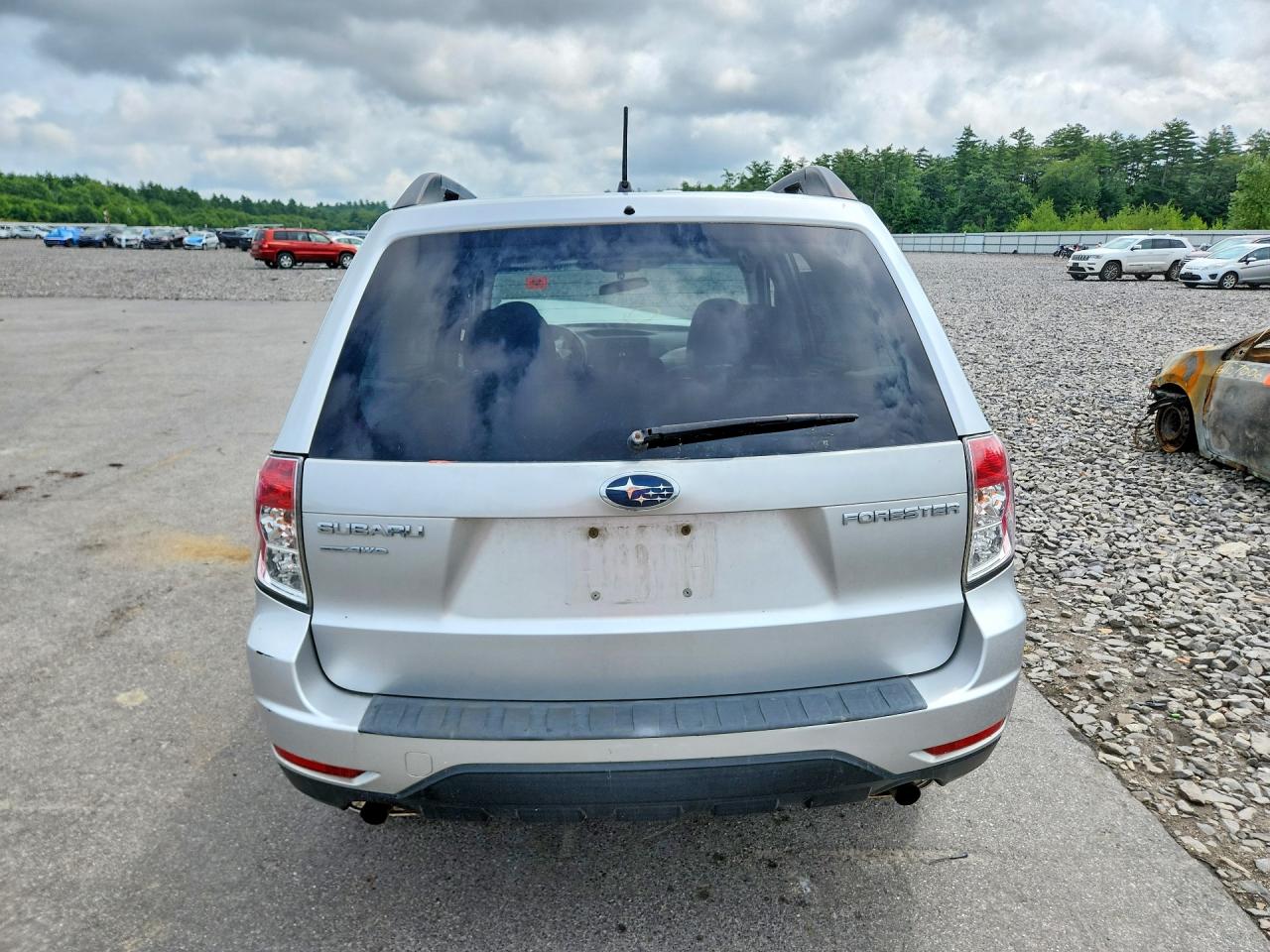 2010 Subaru Forester 2.5x Premium Silver vin: JF2SH6CC8AH786354