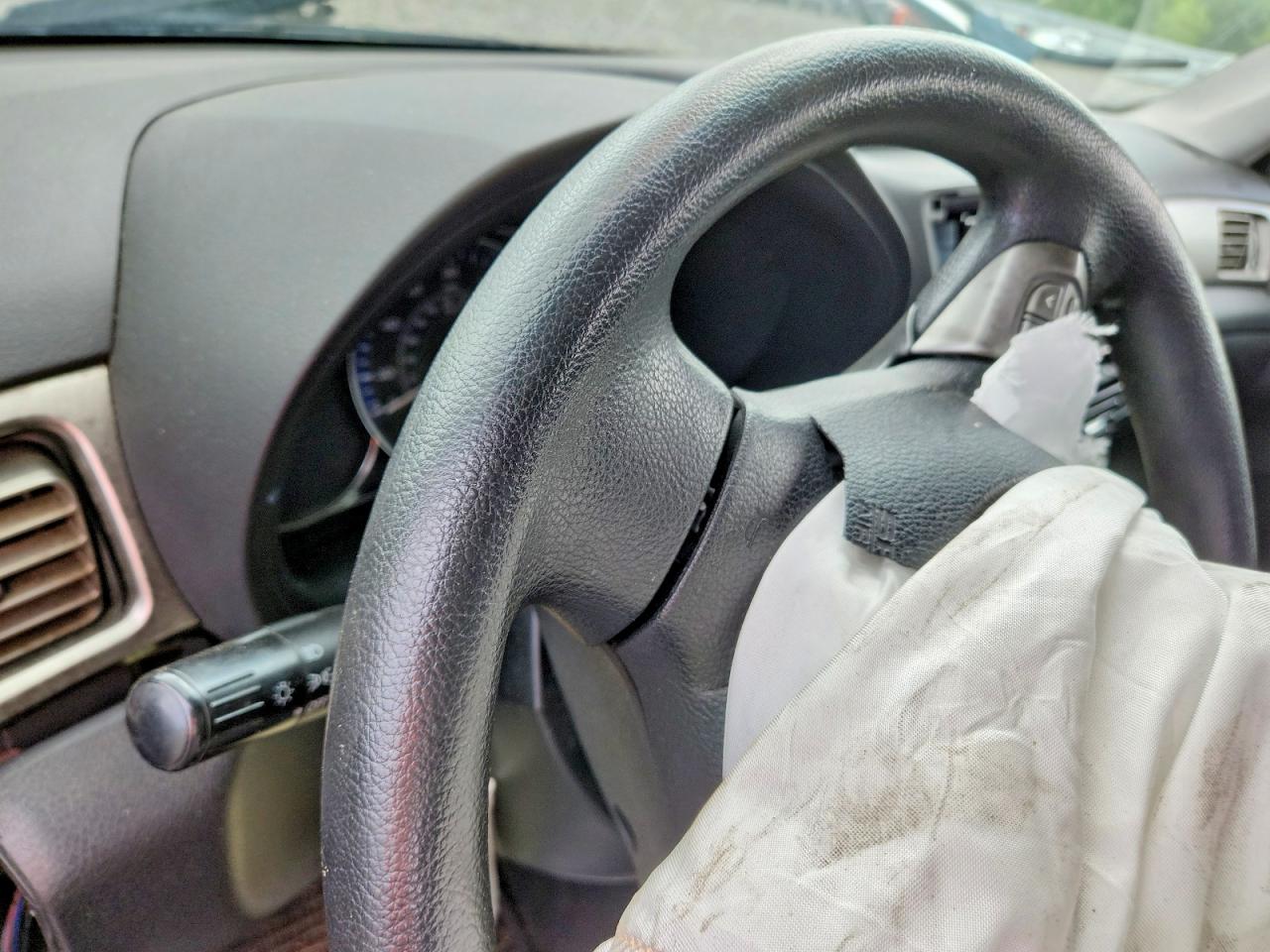 2010 Subaru Forester 2.5x Premium Silver vin: JF2SH6CC8AH786354