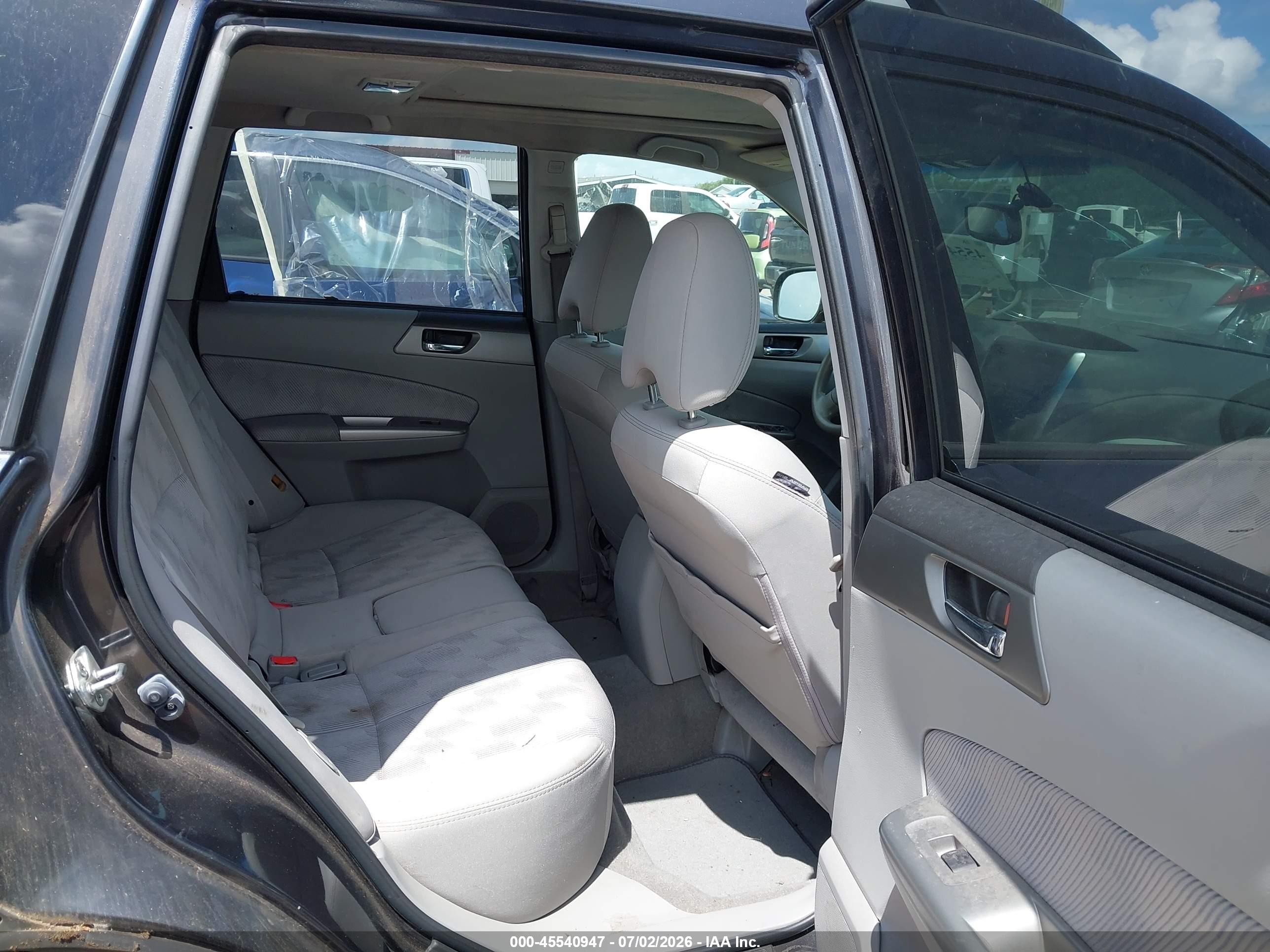 2010 Subaru Forester 2.5x Premium Black vin: JF2SH6CC8AH789464